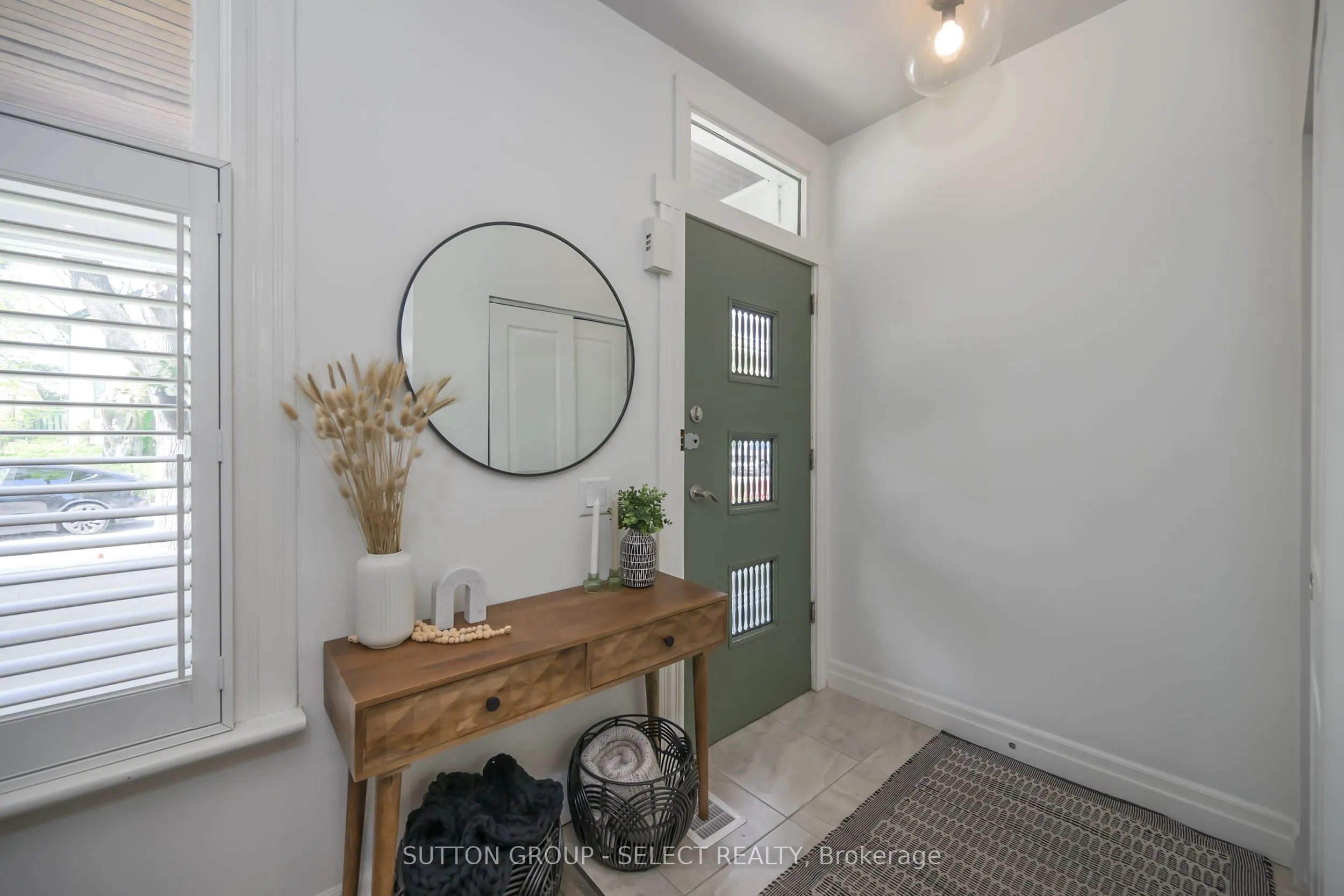 829 Elias Street