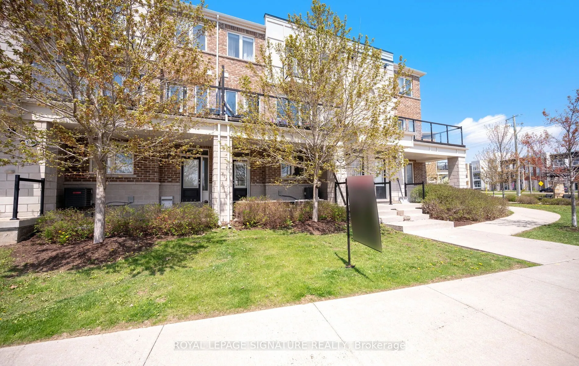 82 Daylily Lane E, #82