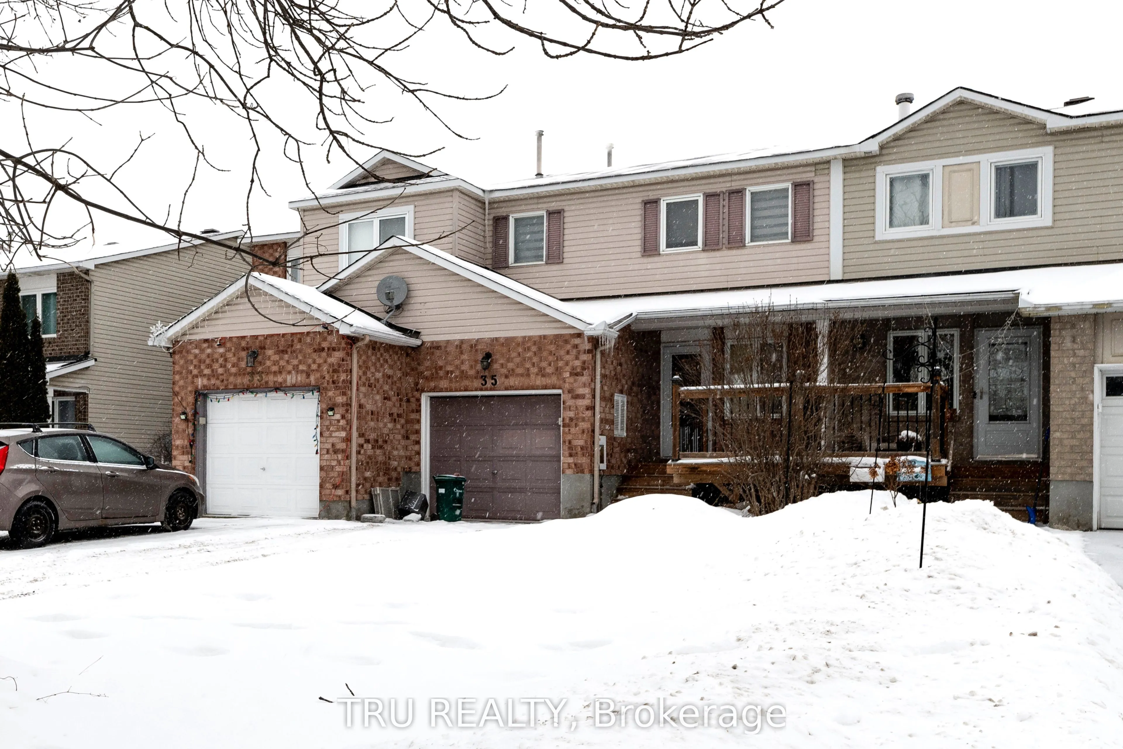 35 Helmsdale Drive