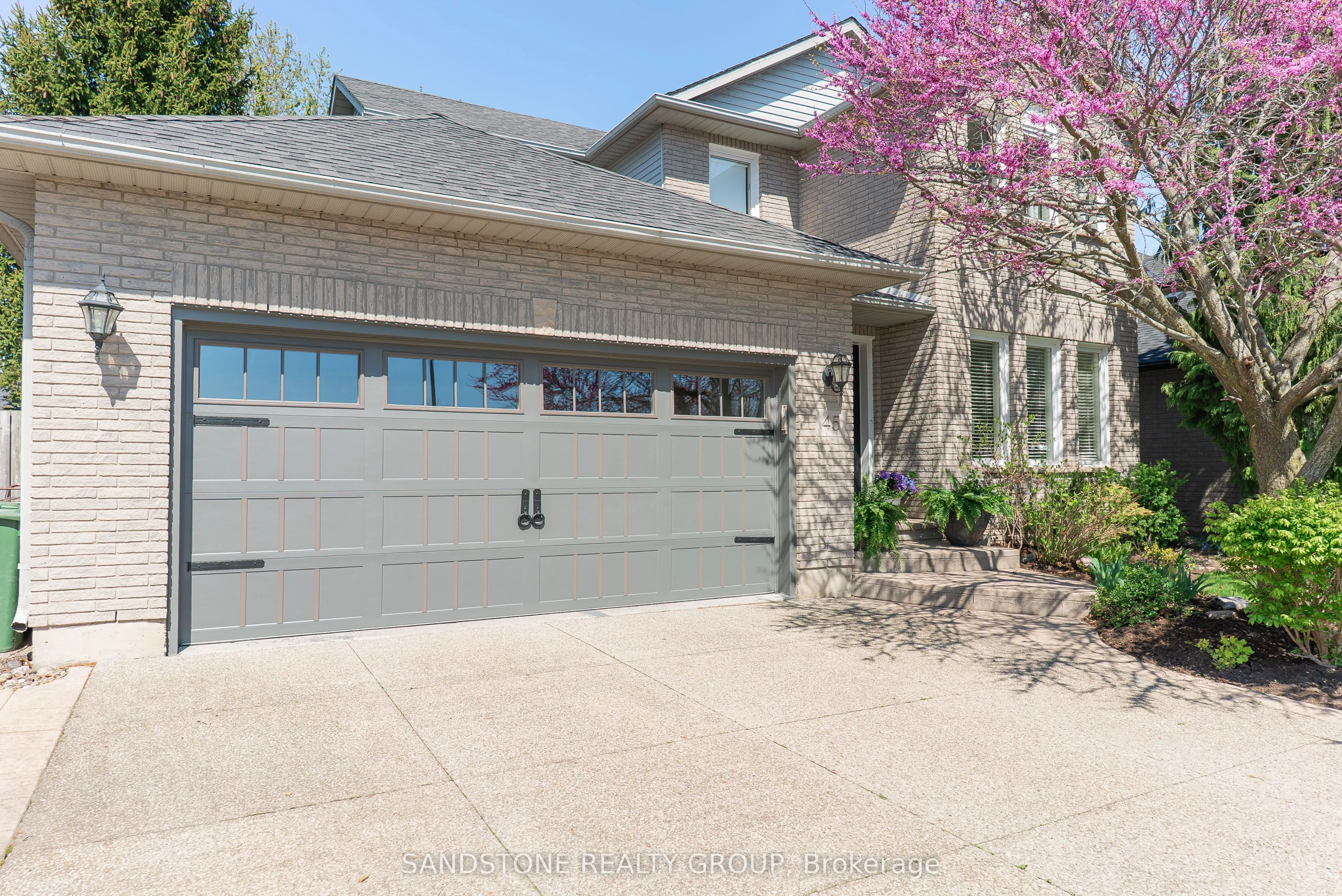 45 Richmond Crescent