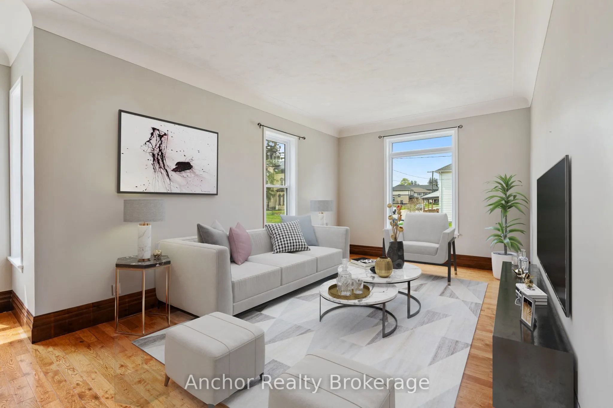 147 Talbot Street S