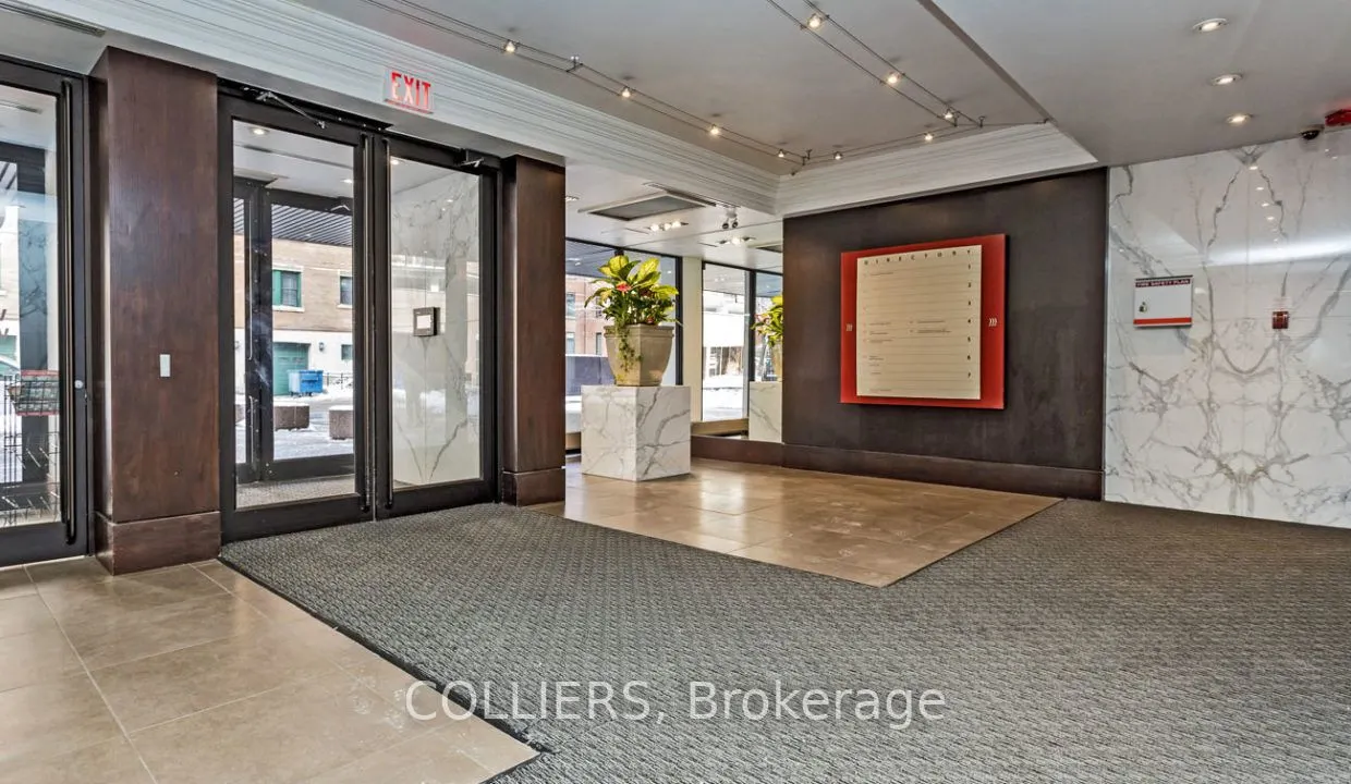 222 Somerset Street W, #300