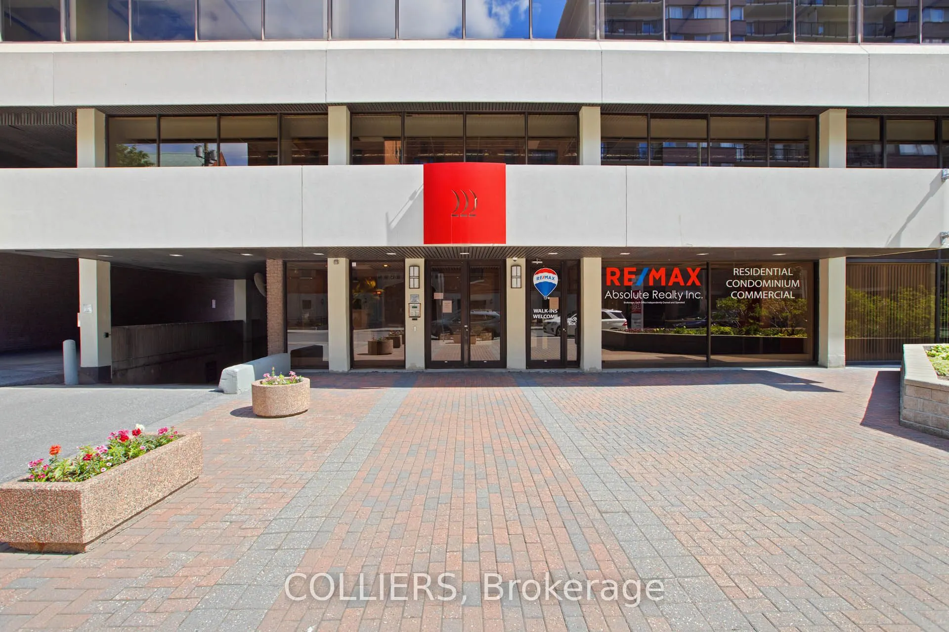 222 Somerset Street W, #300