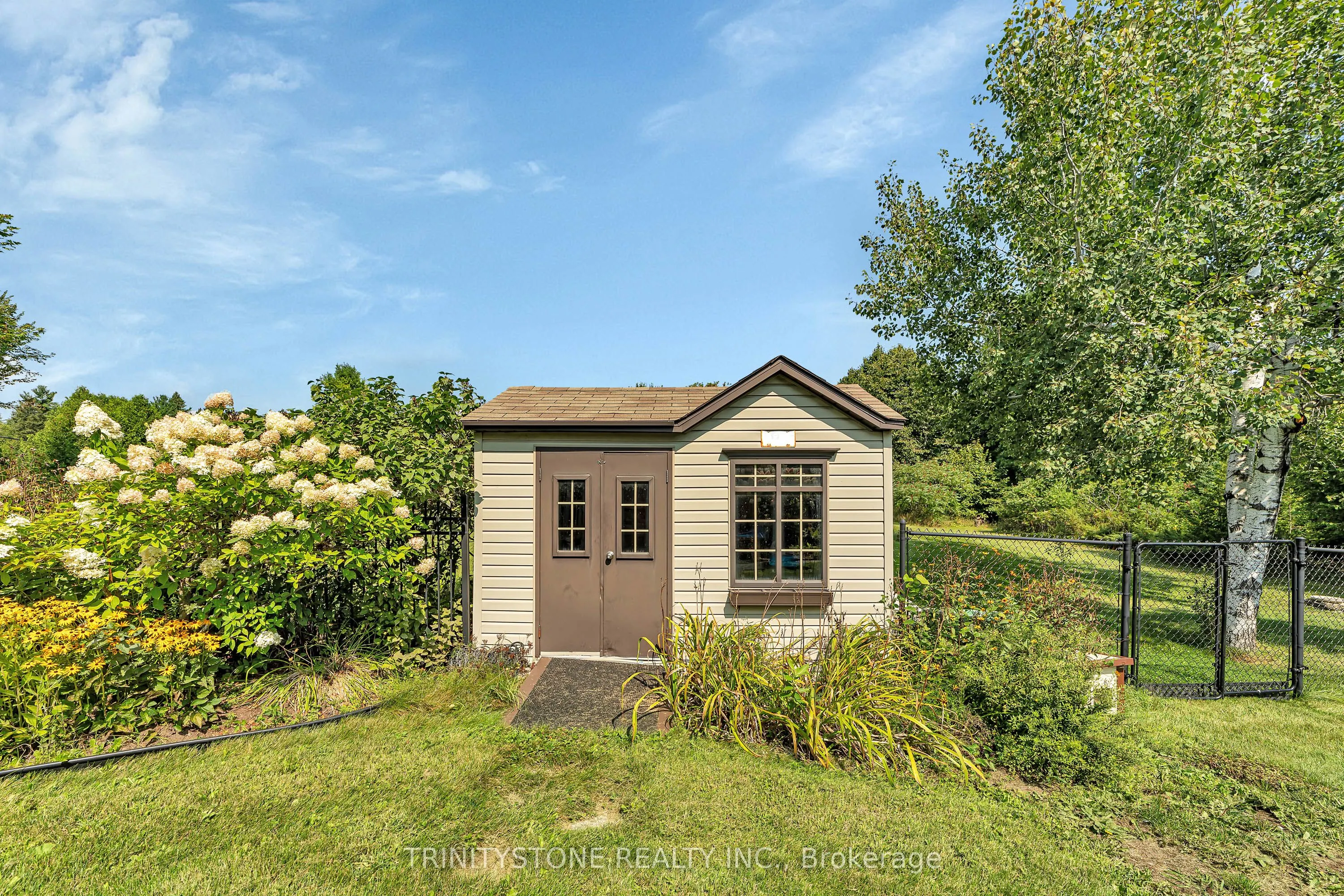 15 Canadian Drive