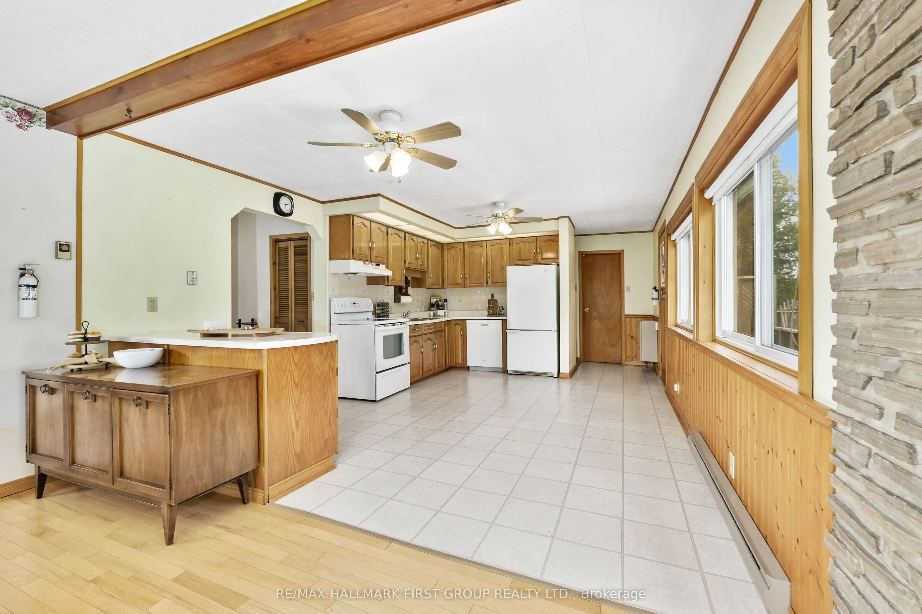 183 Lake Road