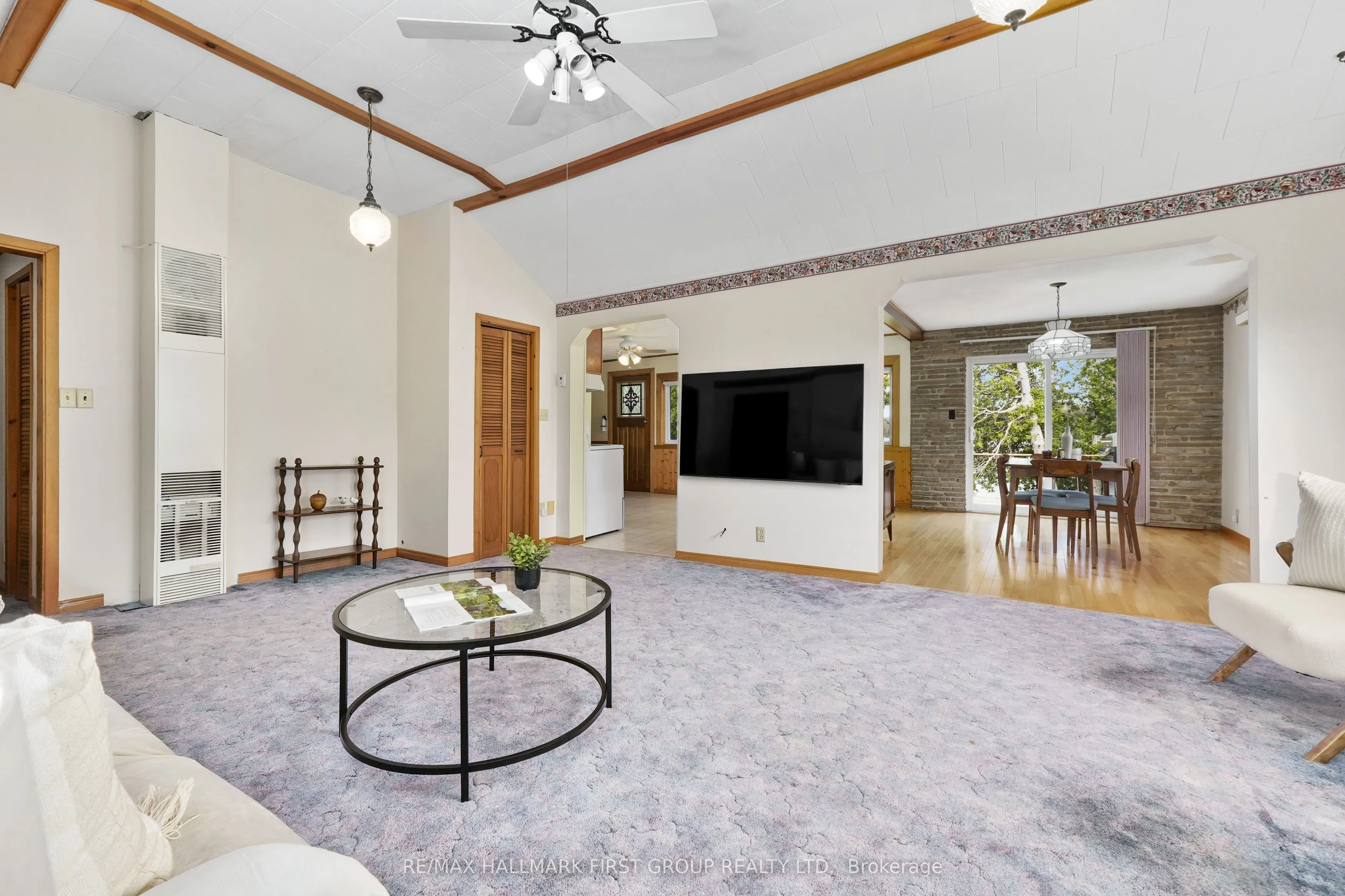 183 Lake Road