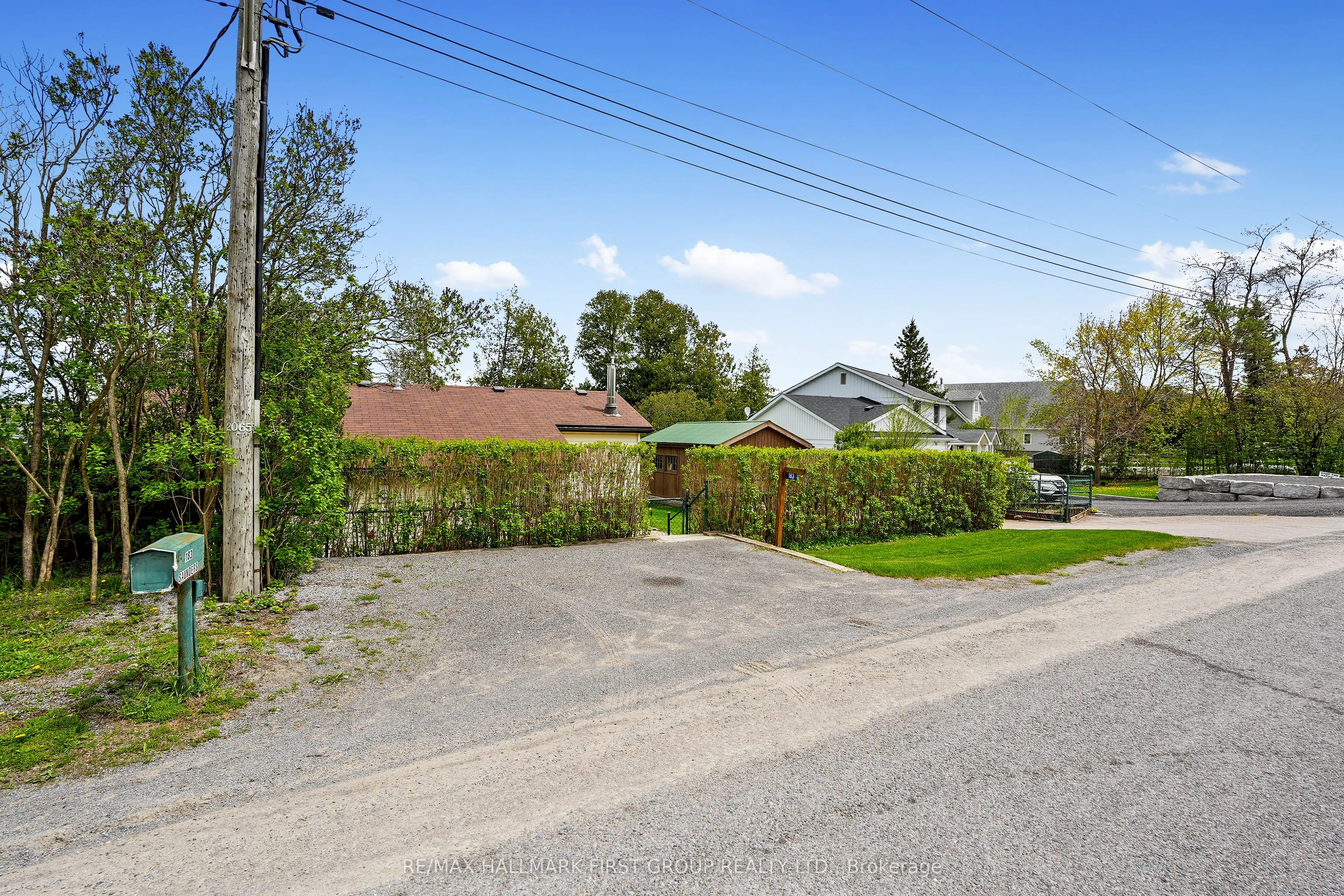 183 Lake Road