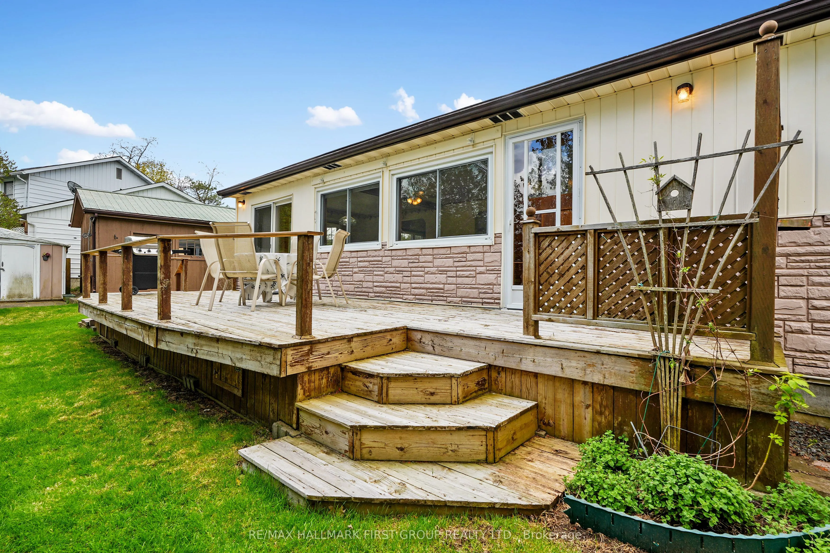 183 Lake Road