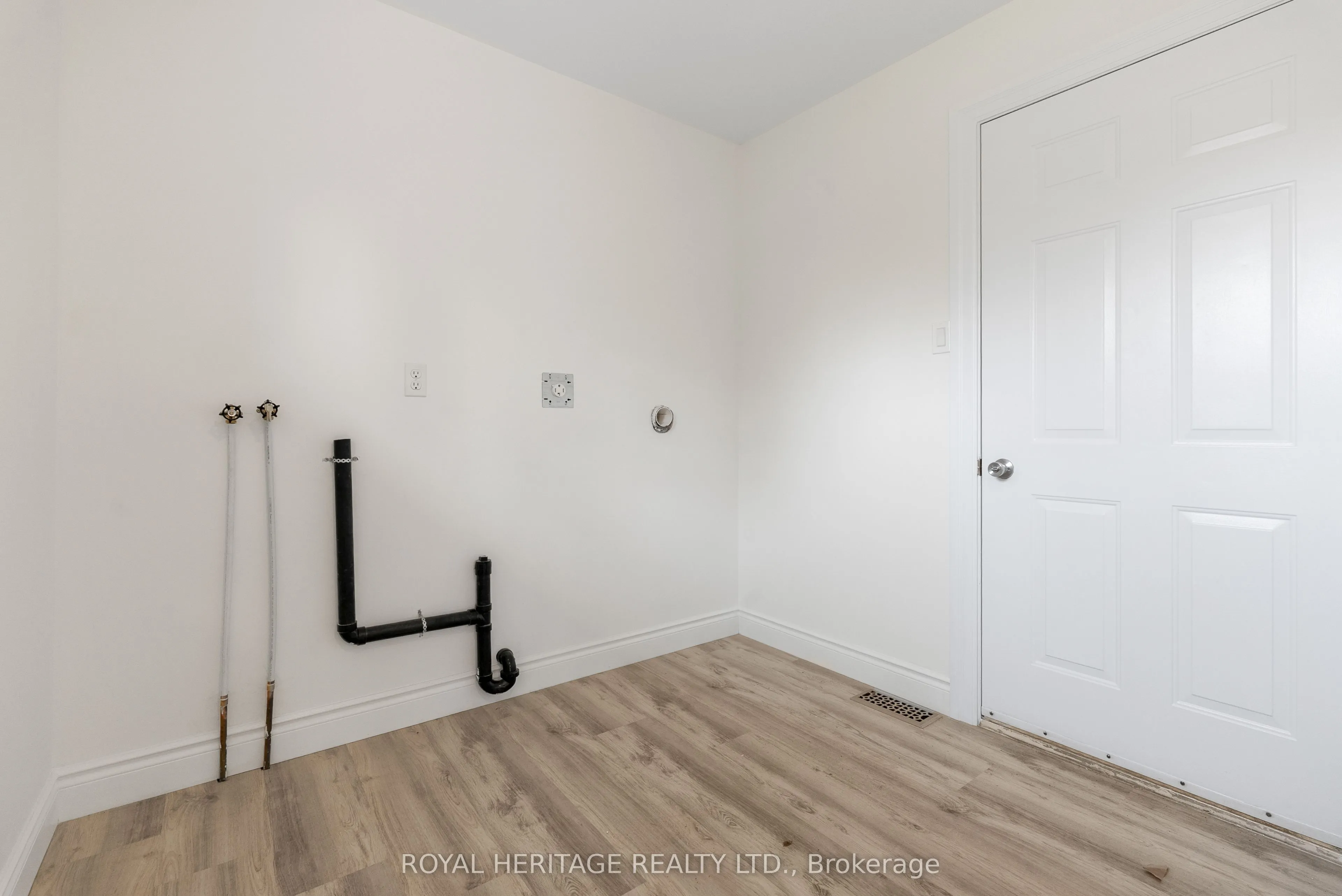 5 Juniper Court