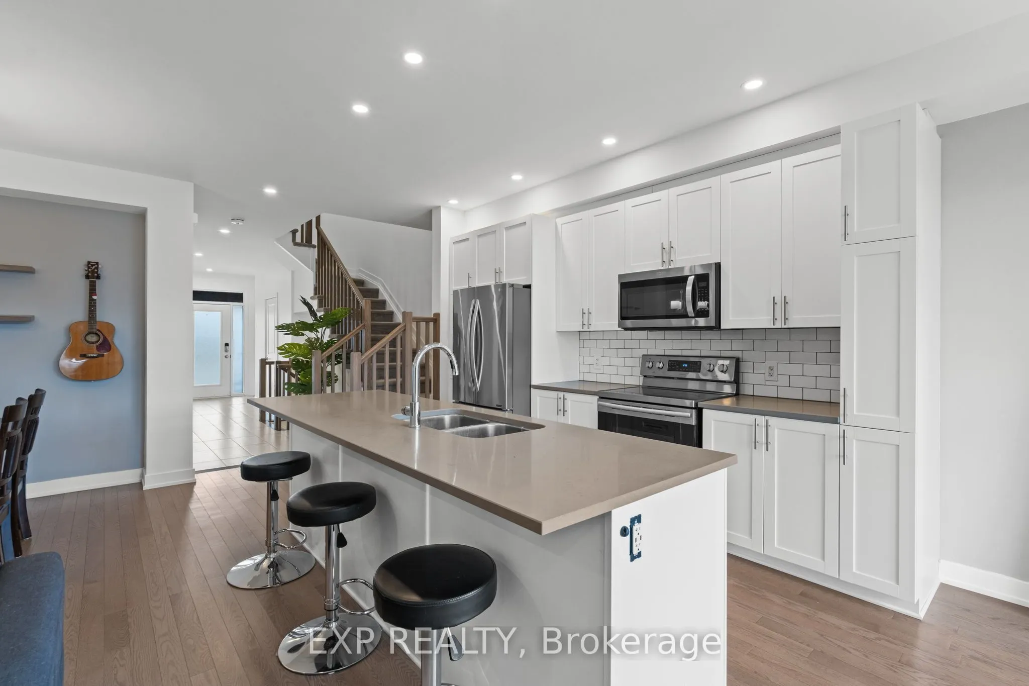 653 Putney Crescent