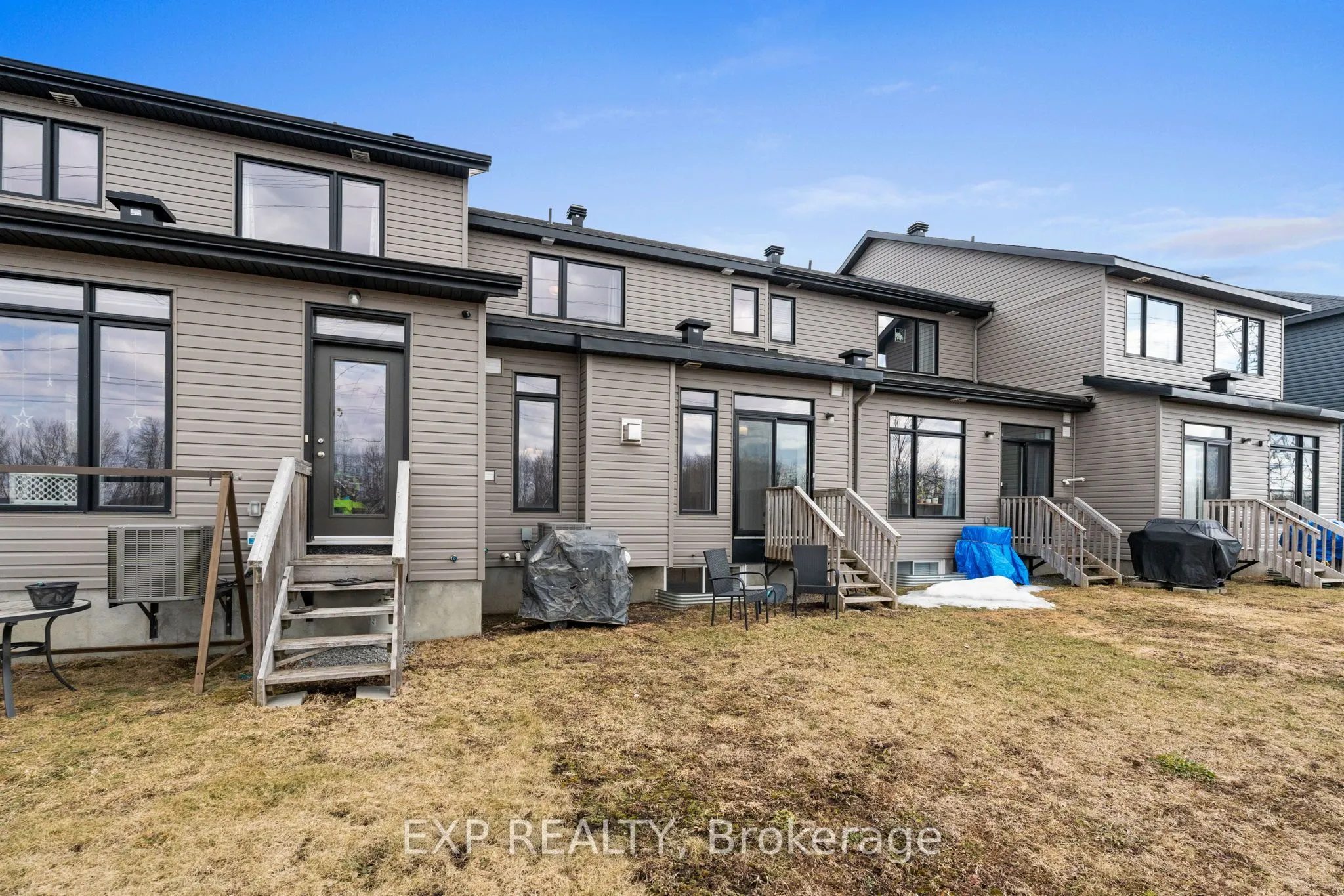 653 Putney Crescent
