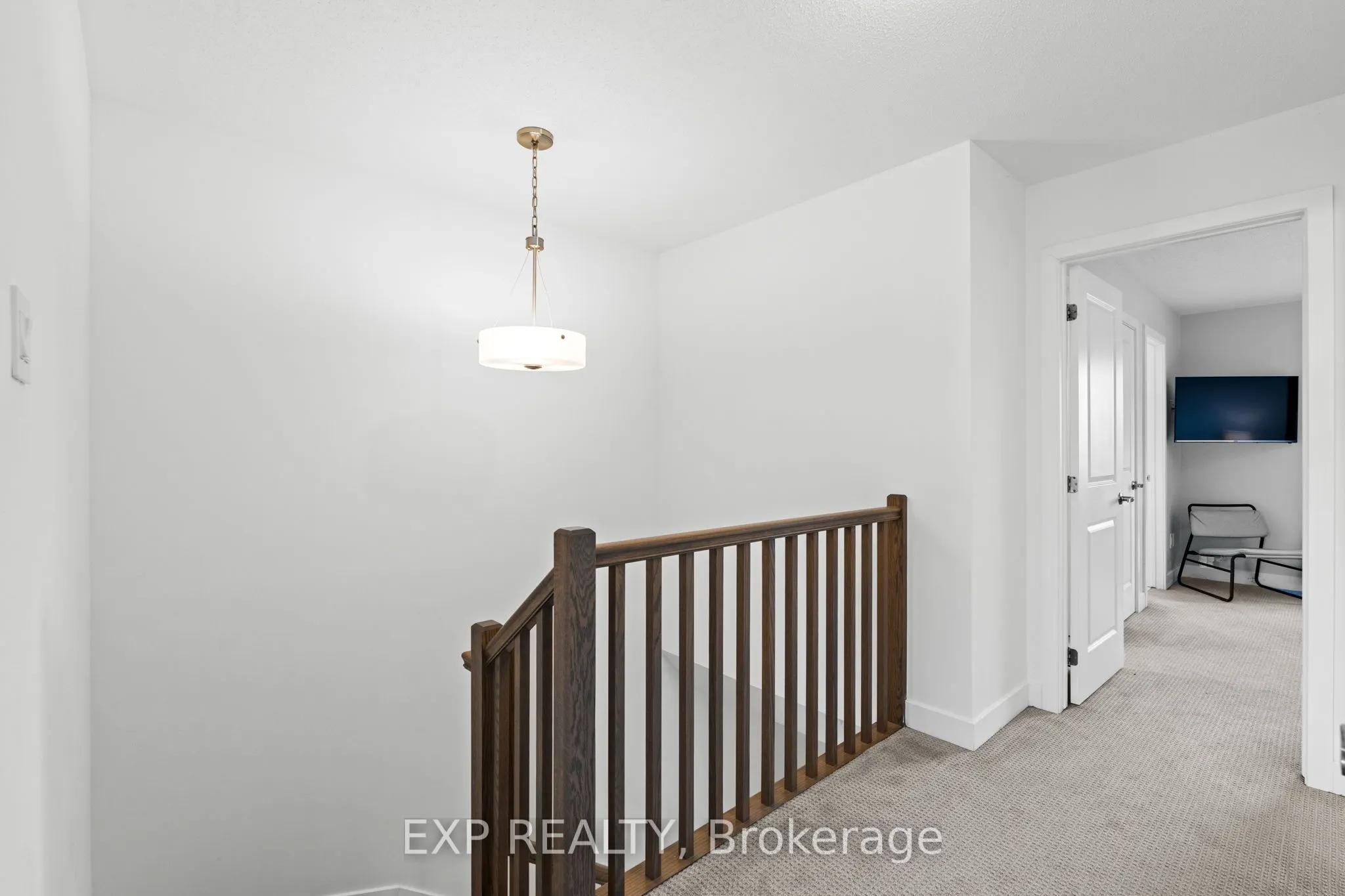 653 Putney Crescent