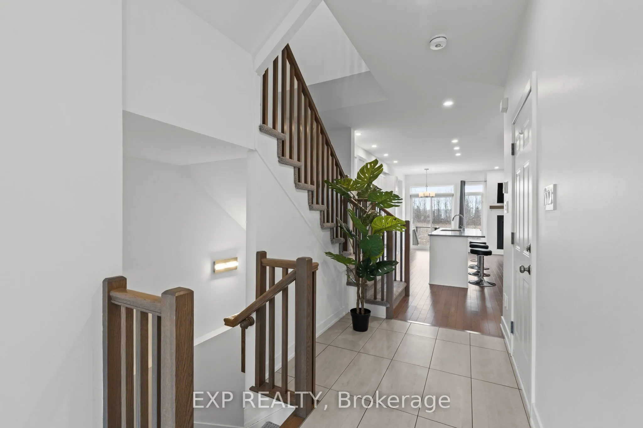 653 Putney Crescent