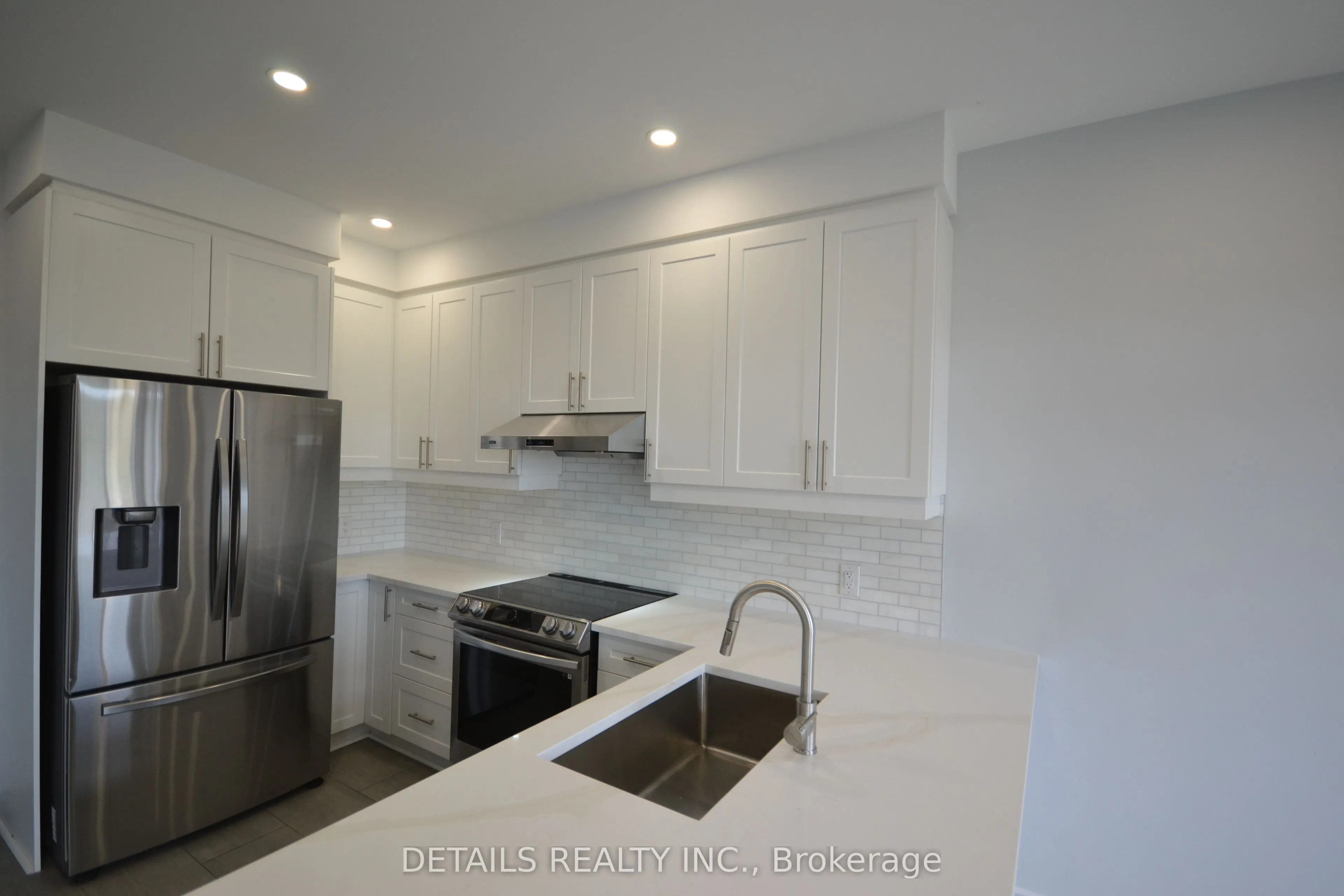 116 Unity Place