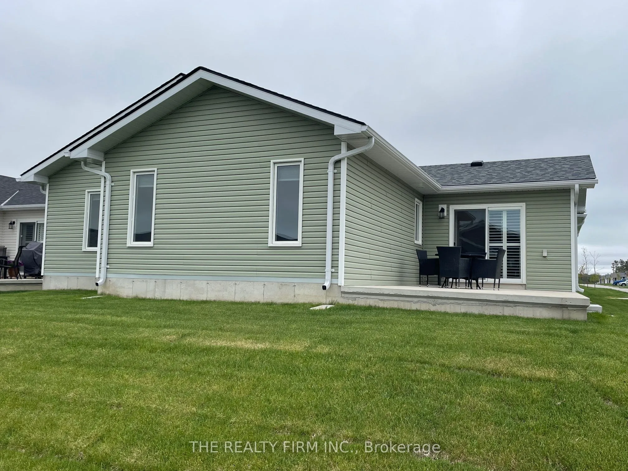 255 Lake Breeze Drive