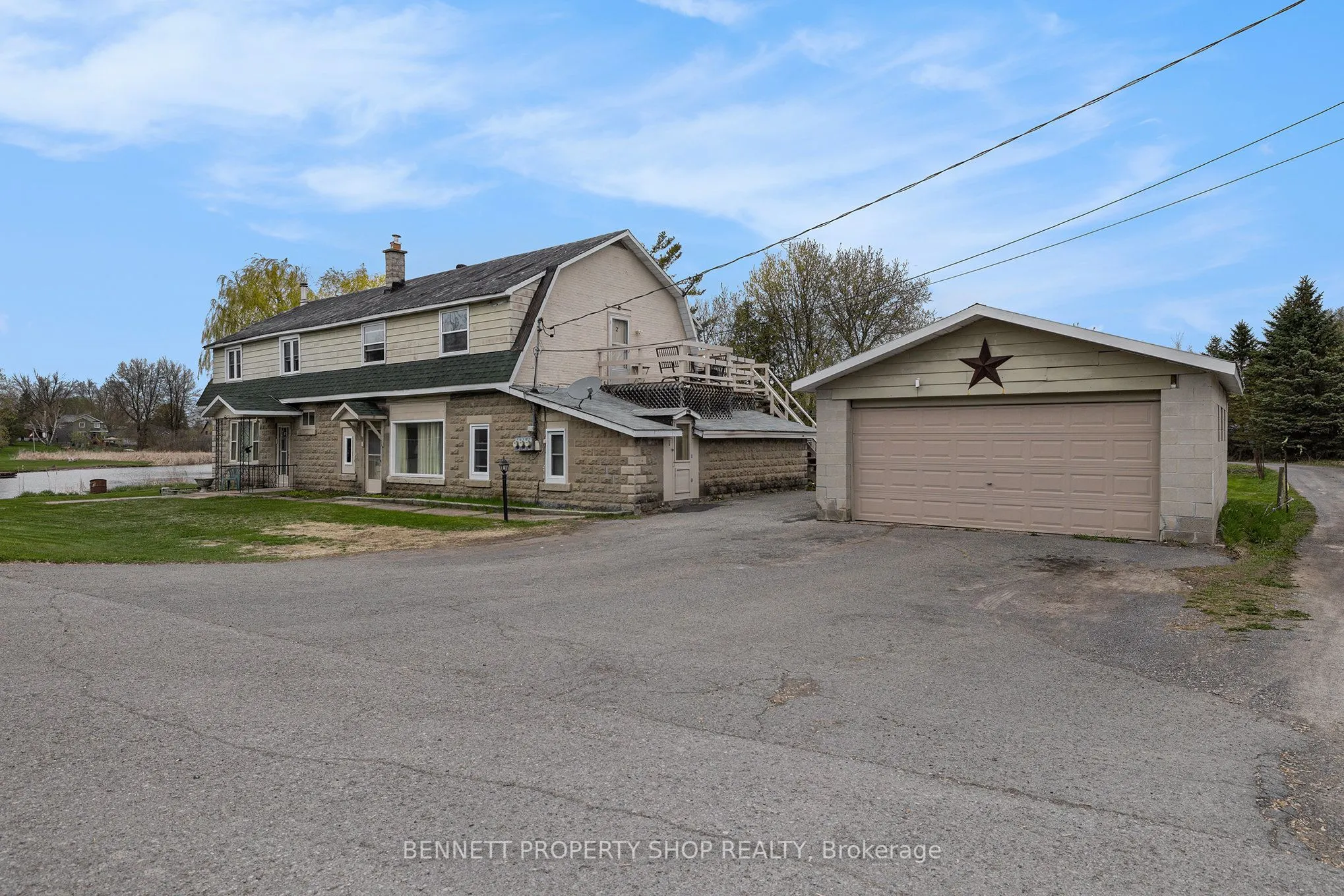 6763 Rideau Valley Drive S