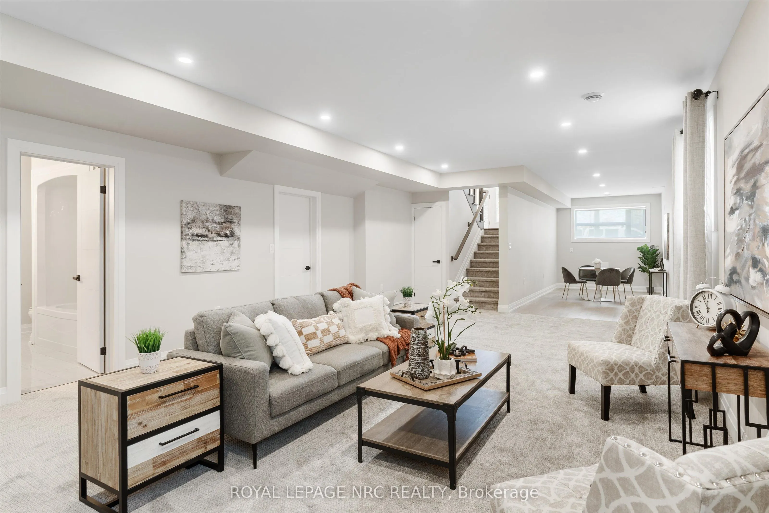 230 Knoll Street