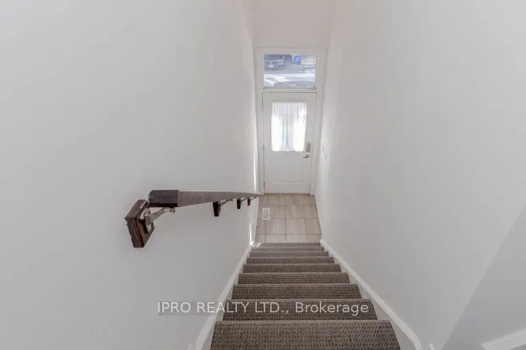 575 Woodward Avenue #11