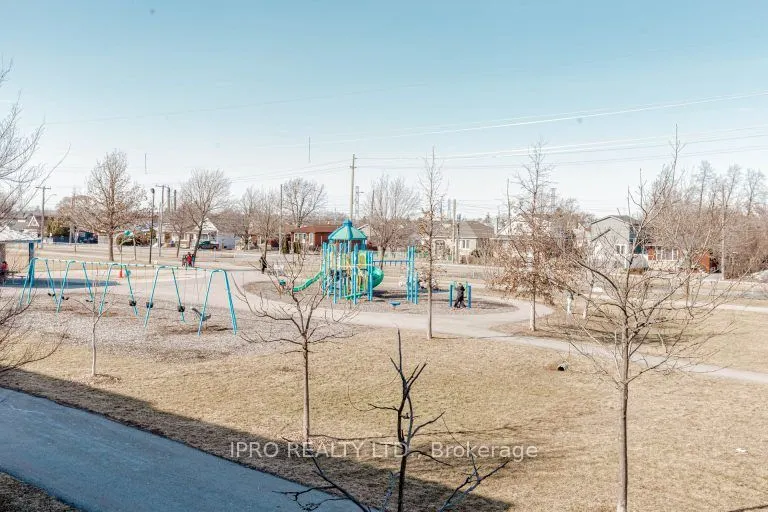 575 Woodward Avenue #11