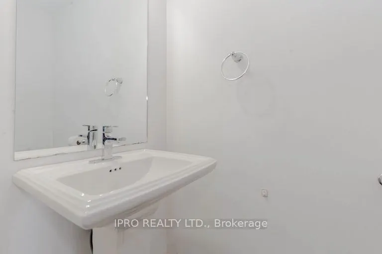 575 Woodward Avenue #11