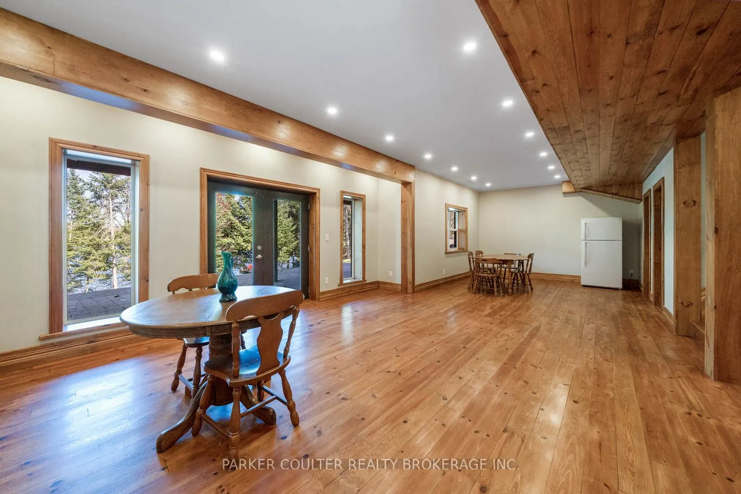 390 Pinegrove Road