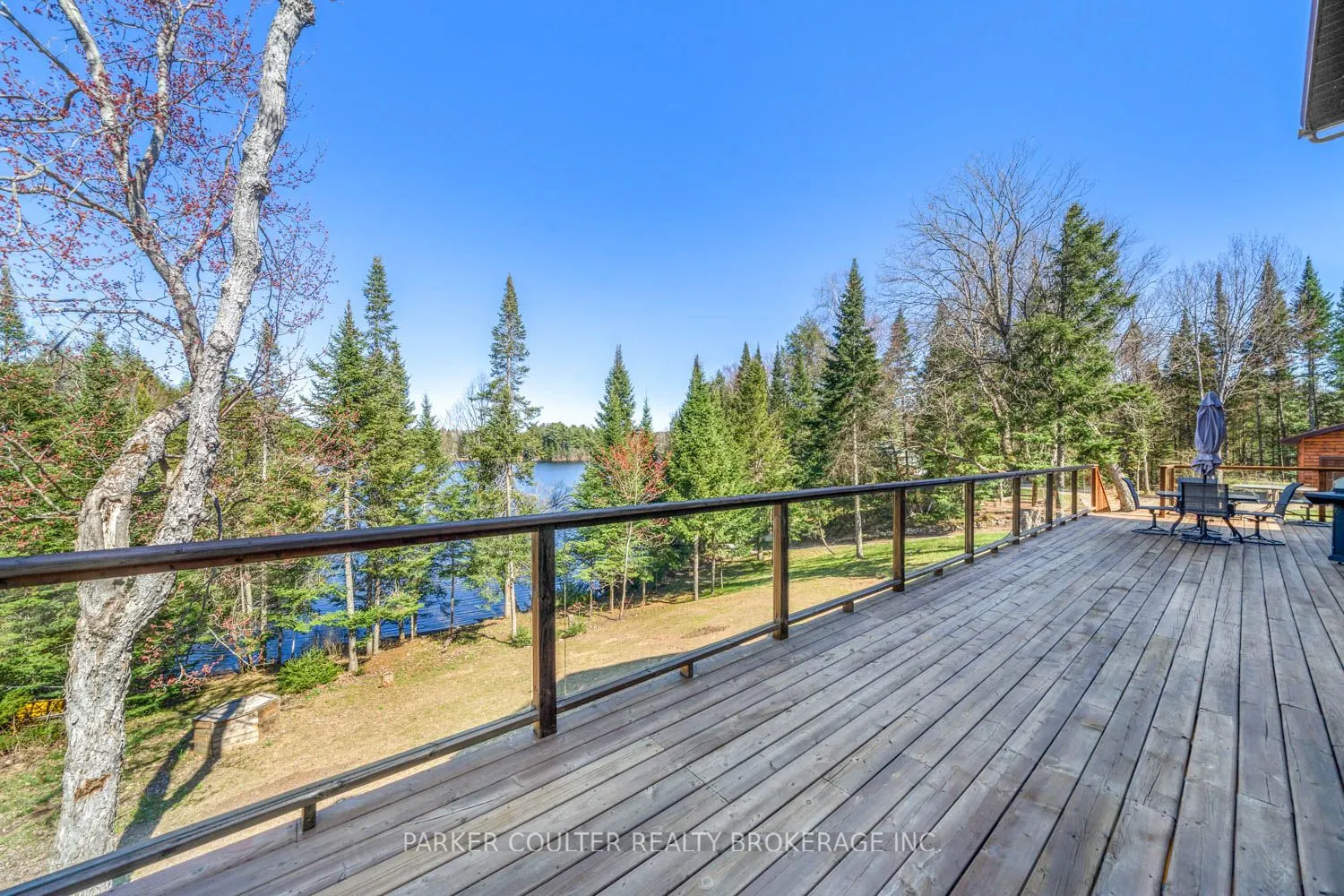 390 Pinegrove Road