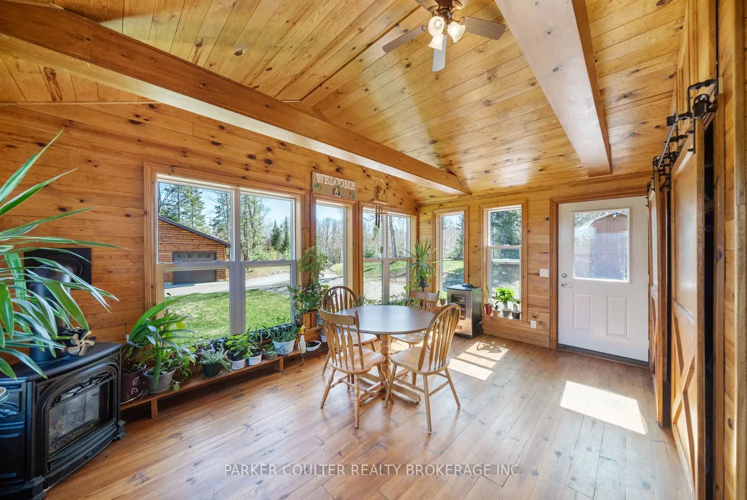 390 Pinegrove Road