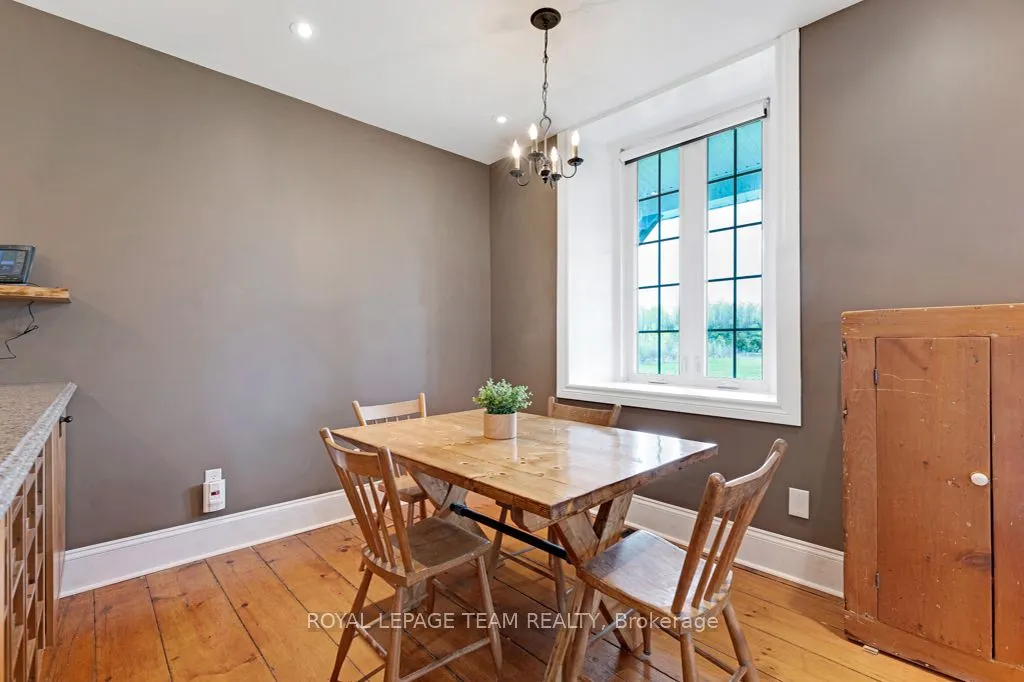 1285 Craig Road