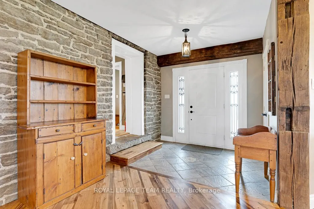 1285 Craig Road