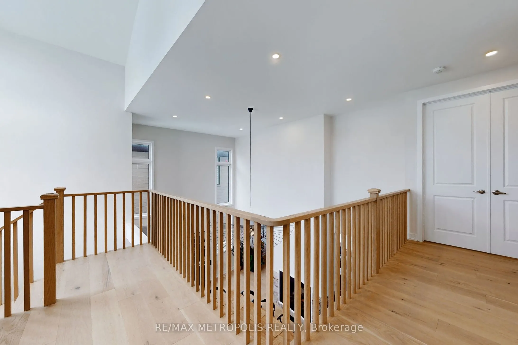 104 Stoneleigh Drive