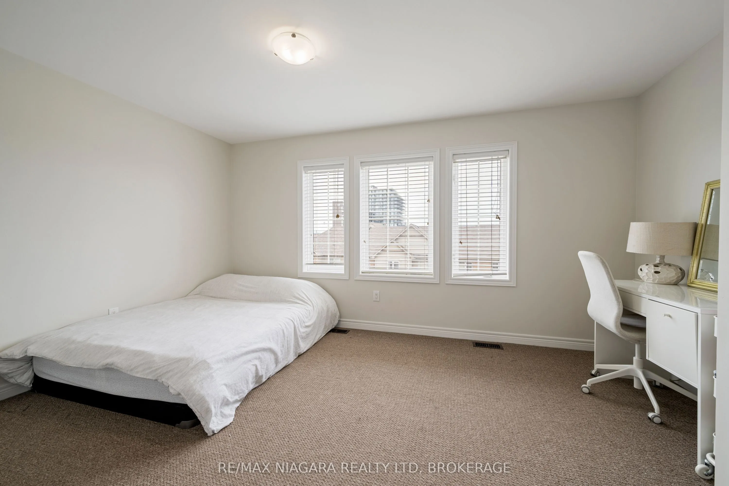 541 WINSTON Road, #19