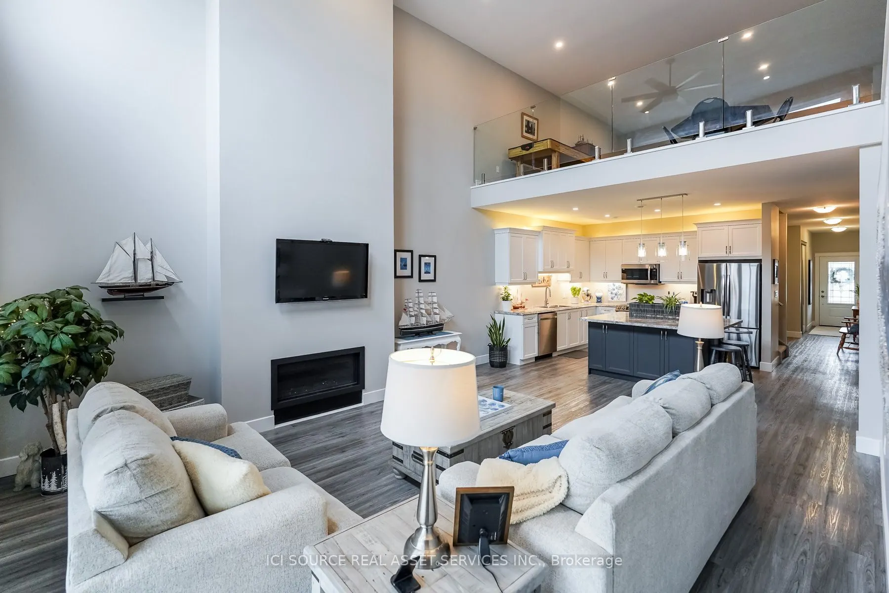 1306 15th Avenue E