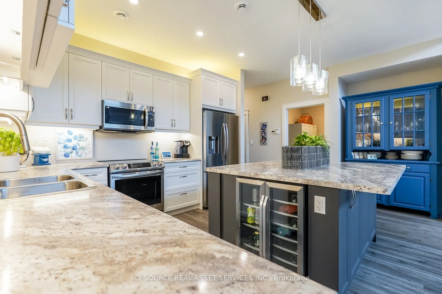 1306 15th Avenue E