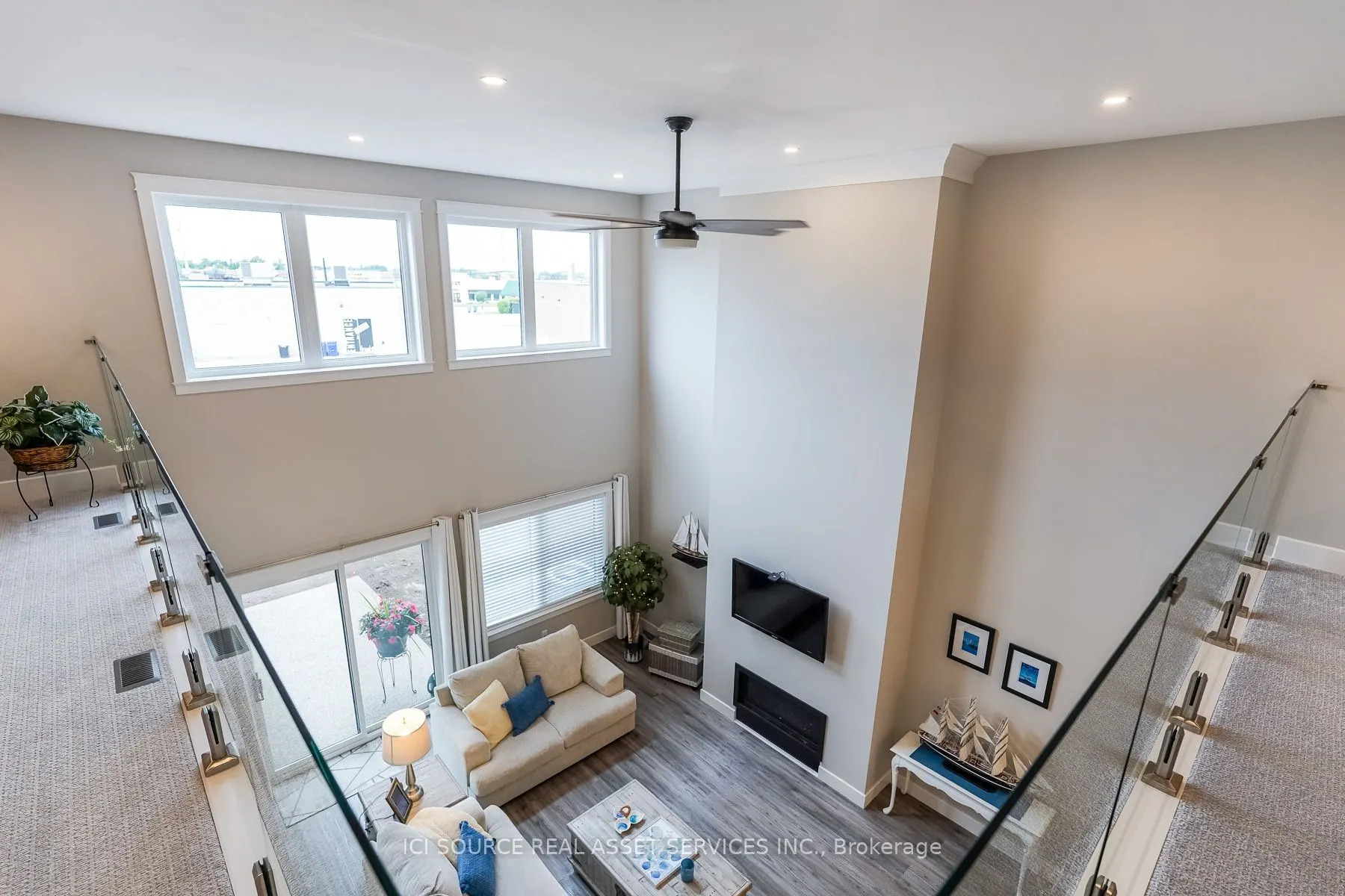 1306 15th Avenue E