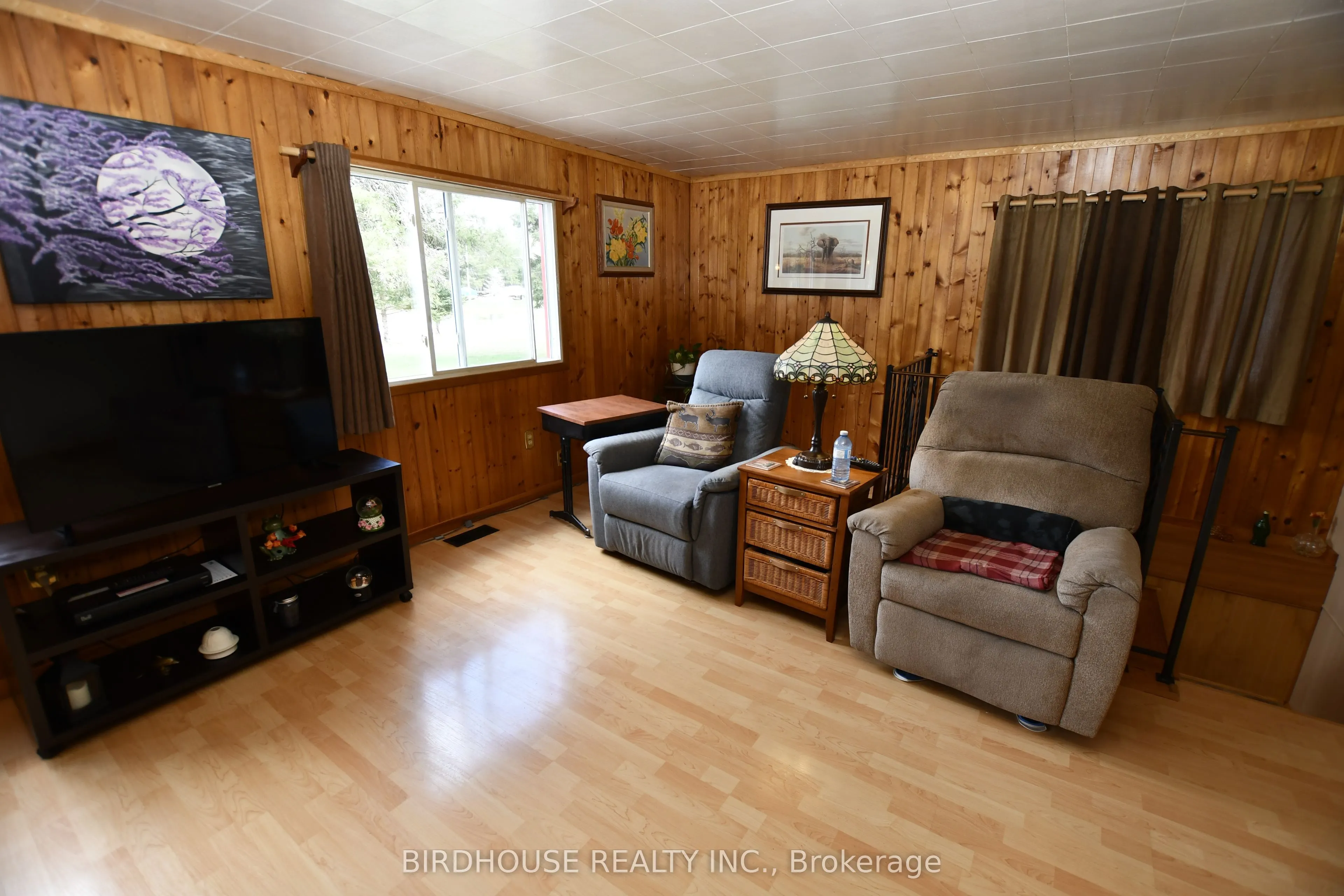 1084 South Algonquin Road