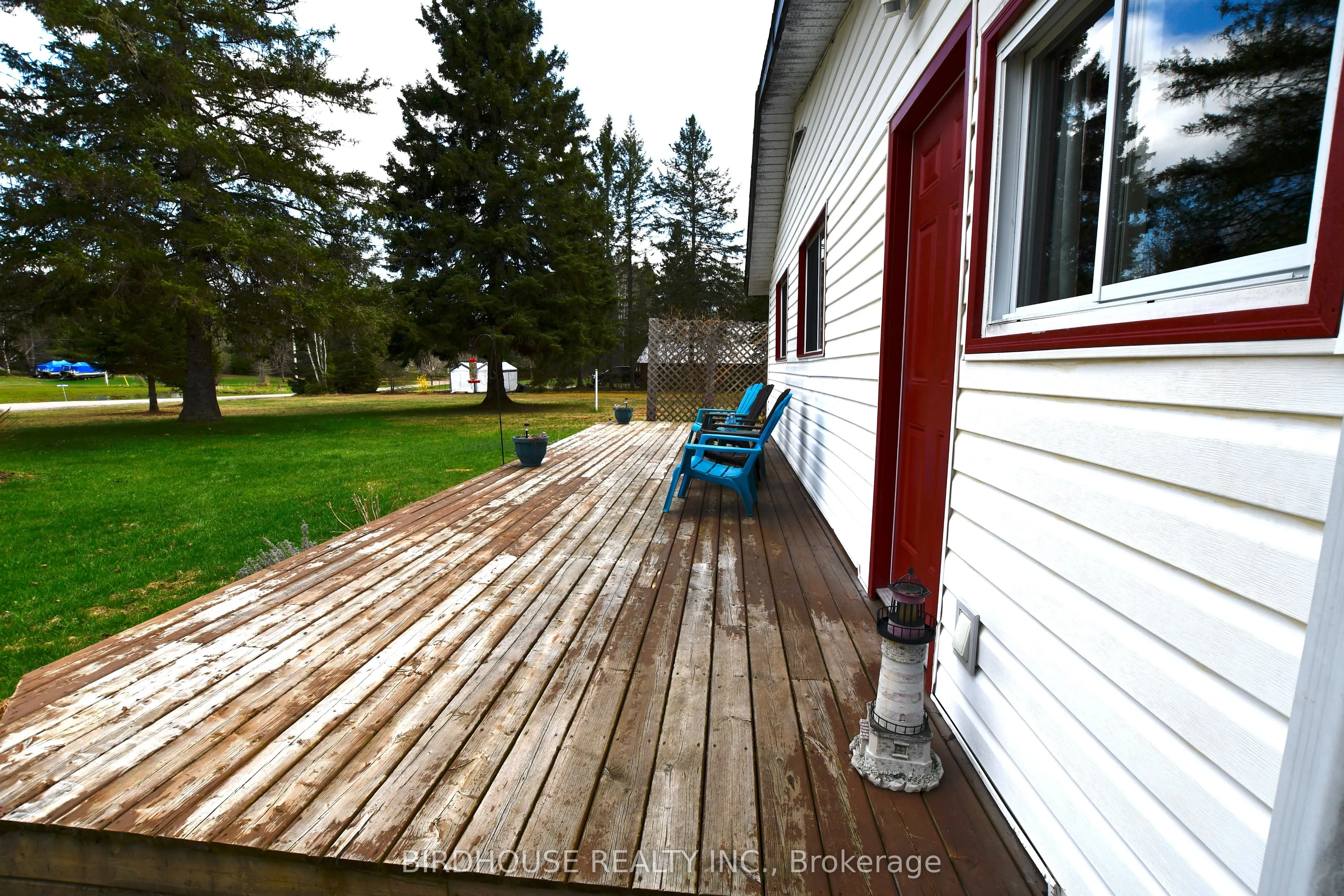 1084 South Algonquin Road