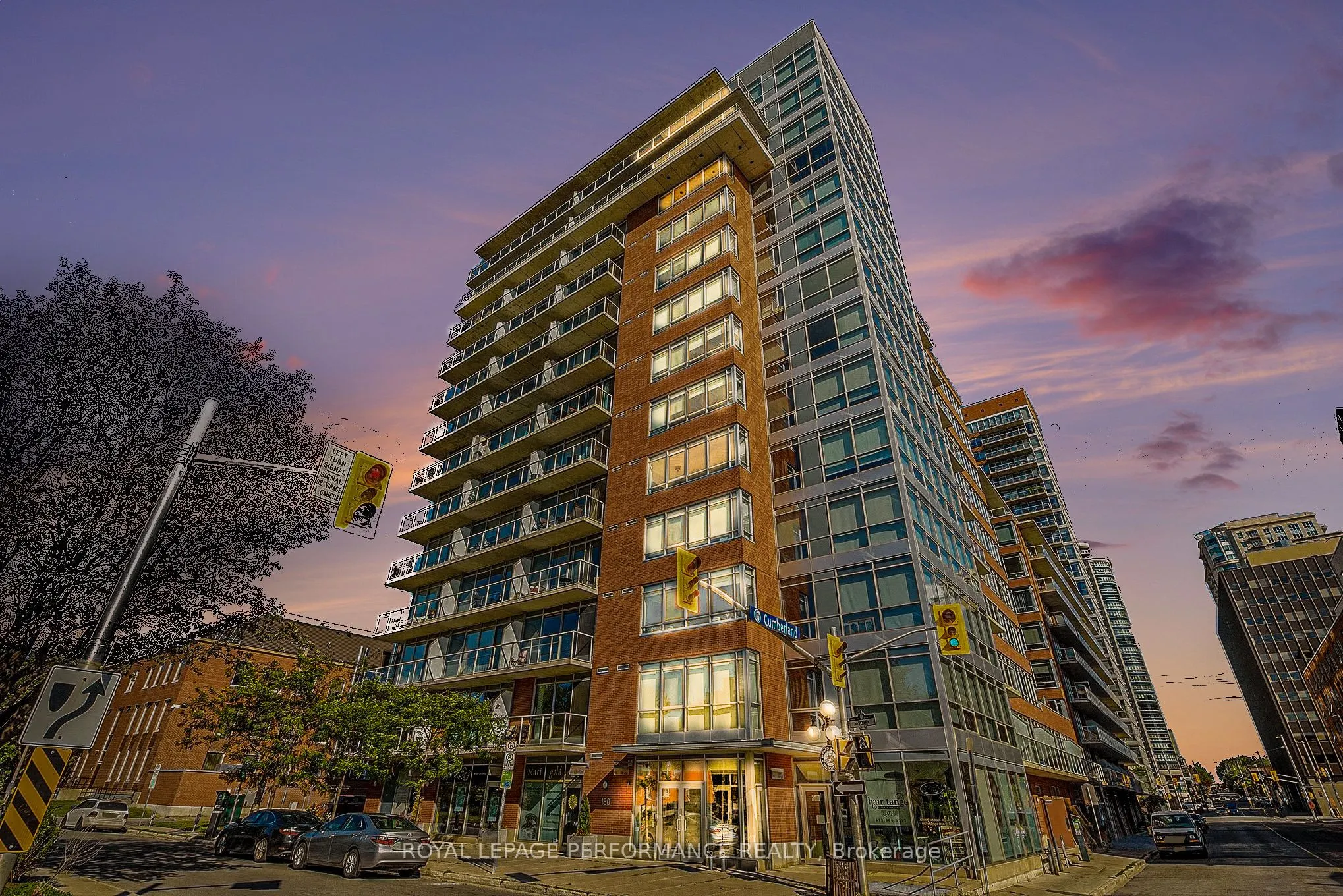 180 York Street, #302