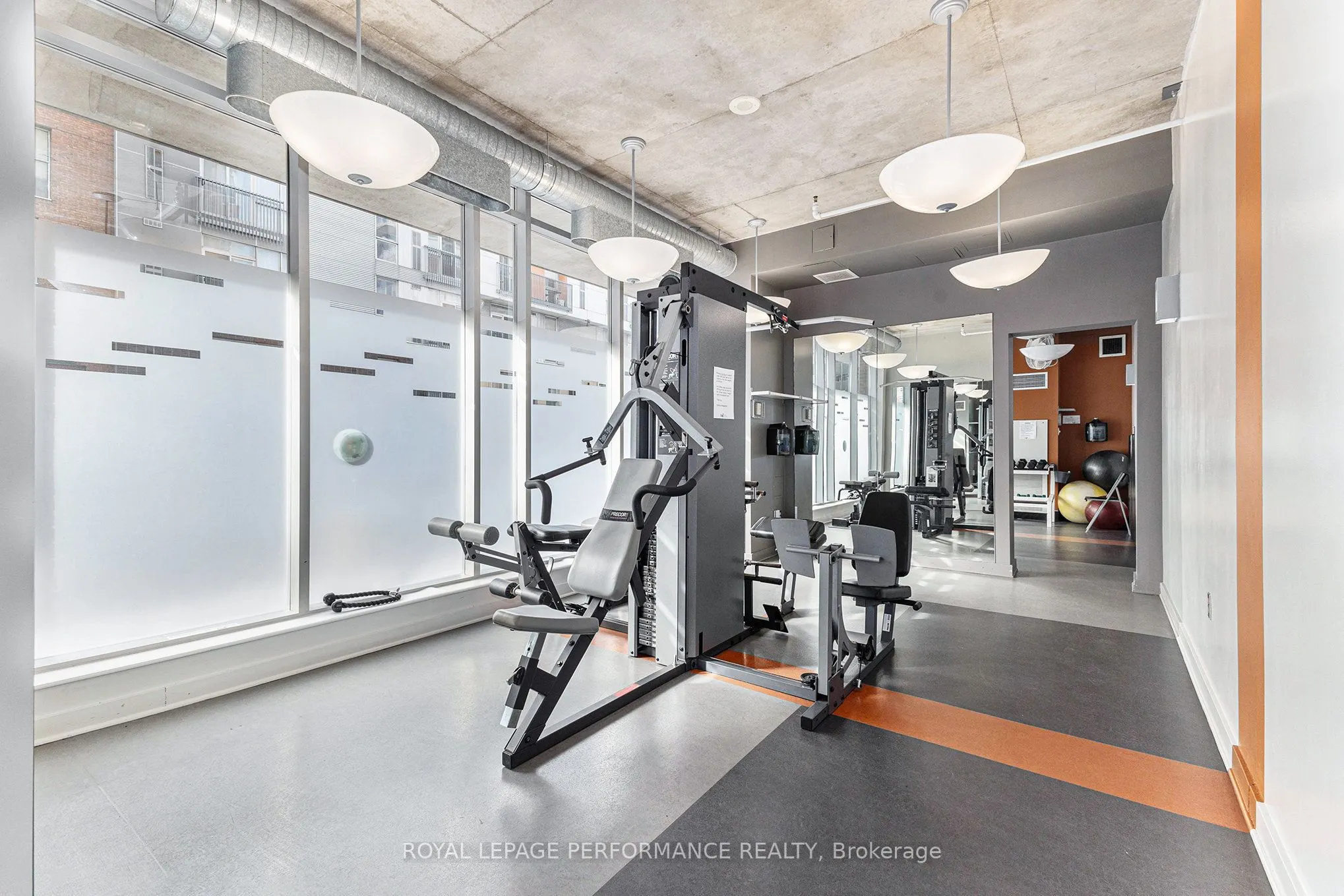 180 York Street, #302