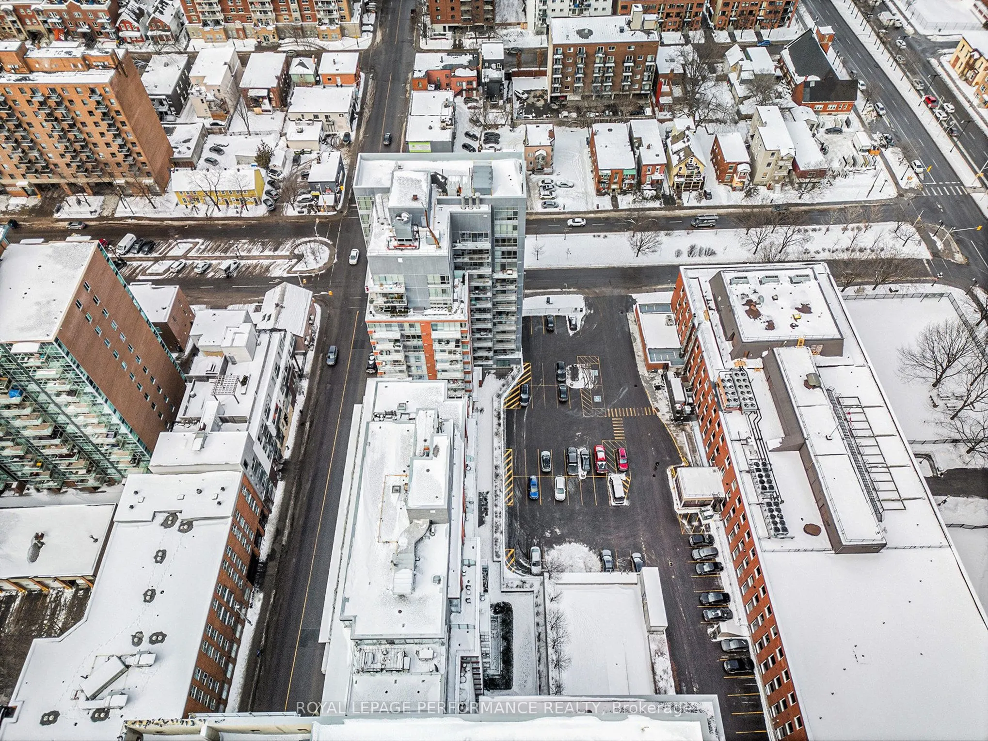 180 York Street, #302