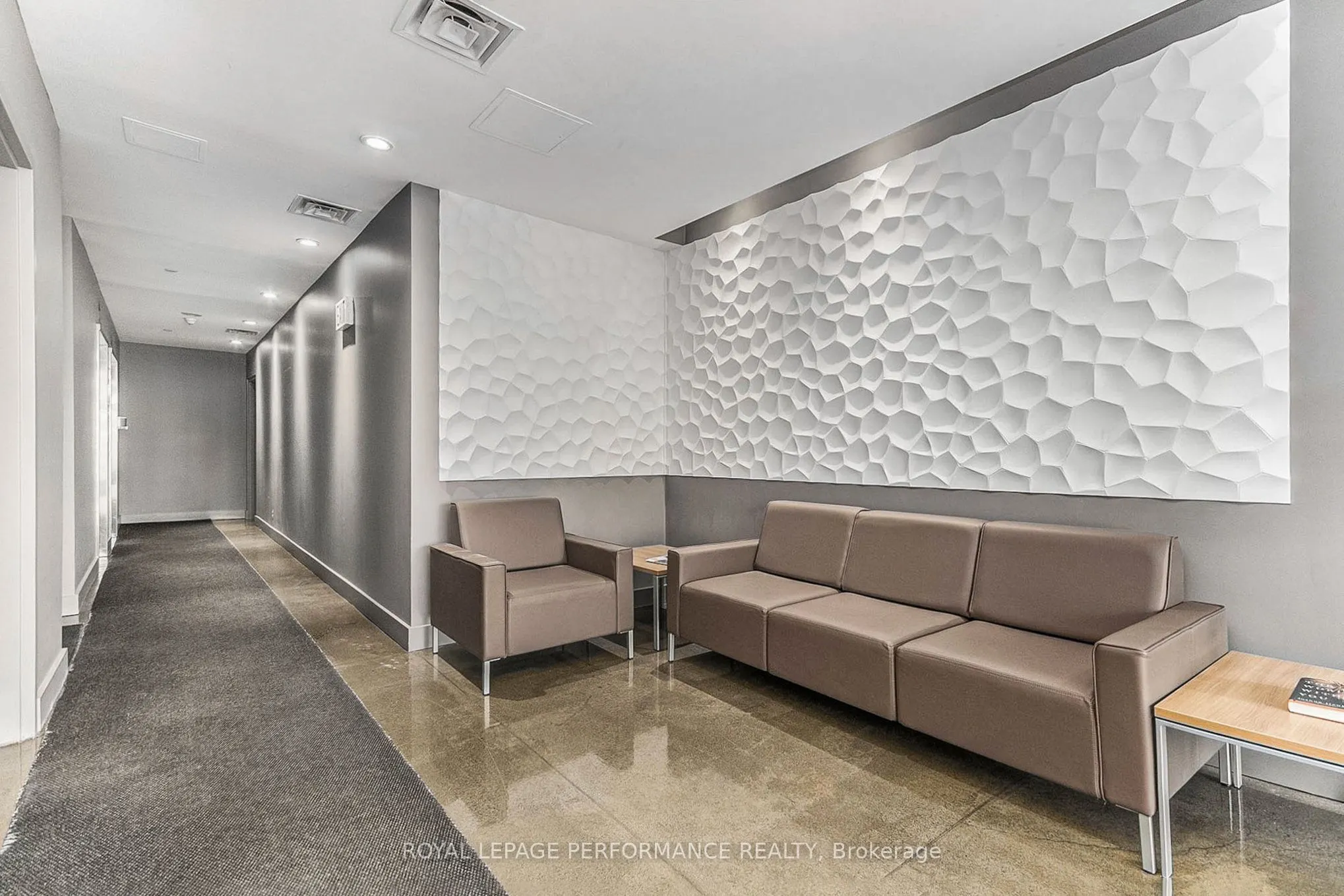 180 York Street, #302