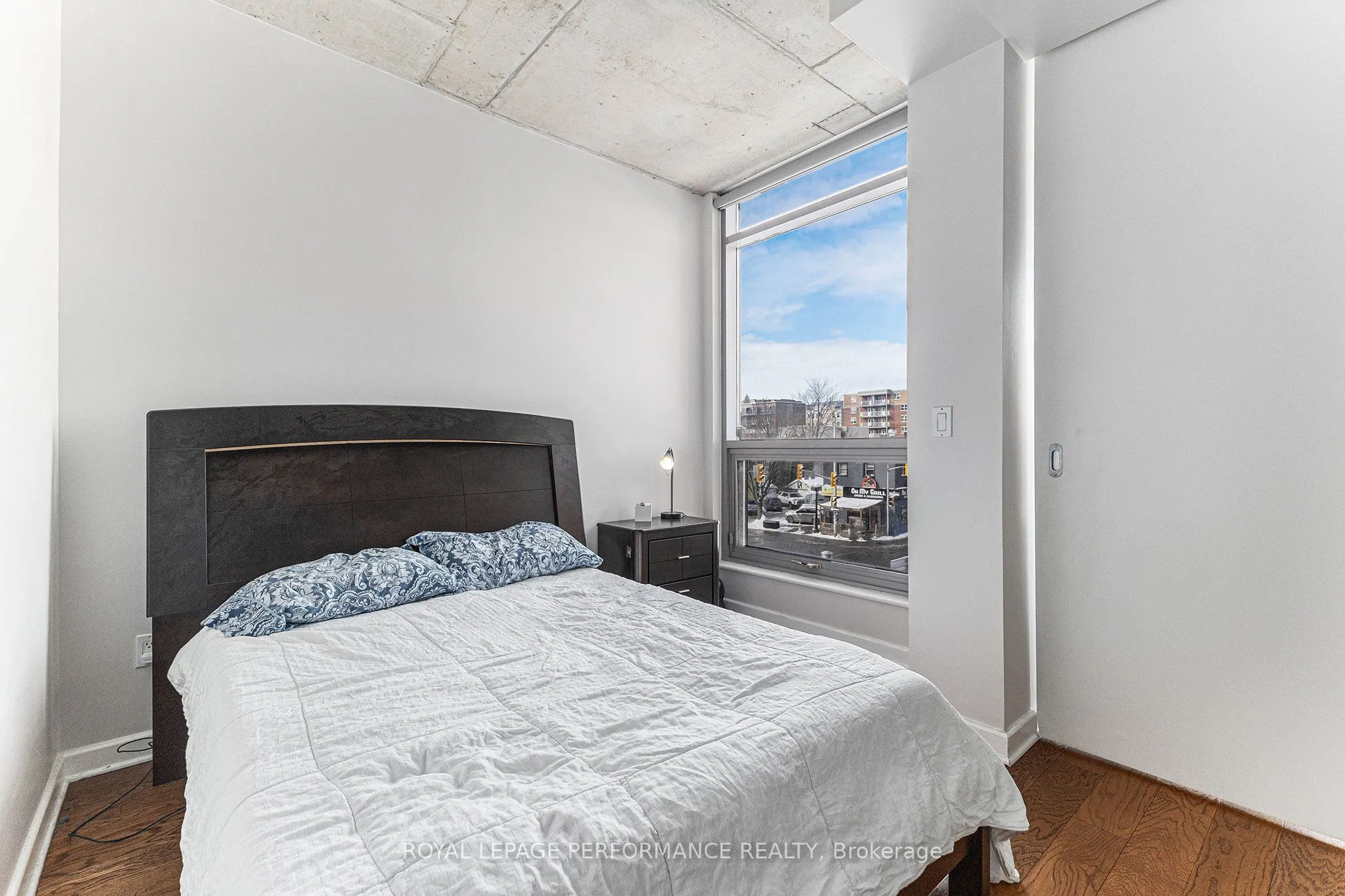 180 York Street, #302