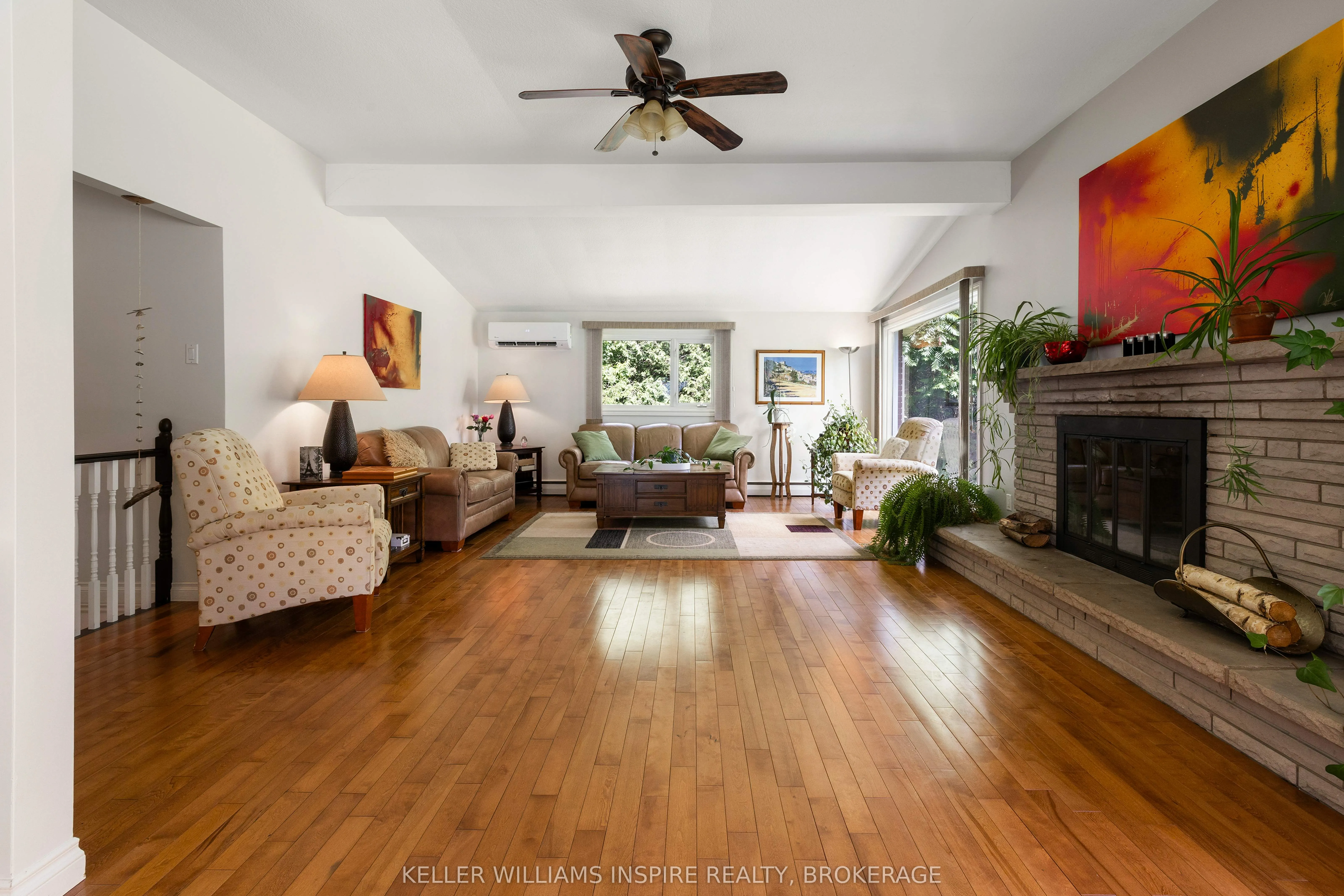 3 Helena Place