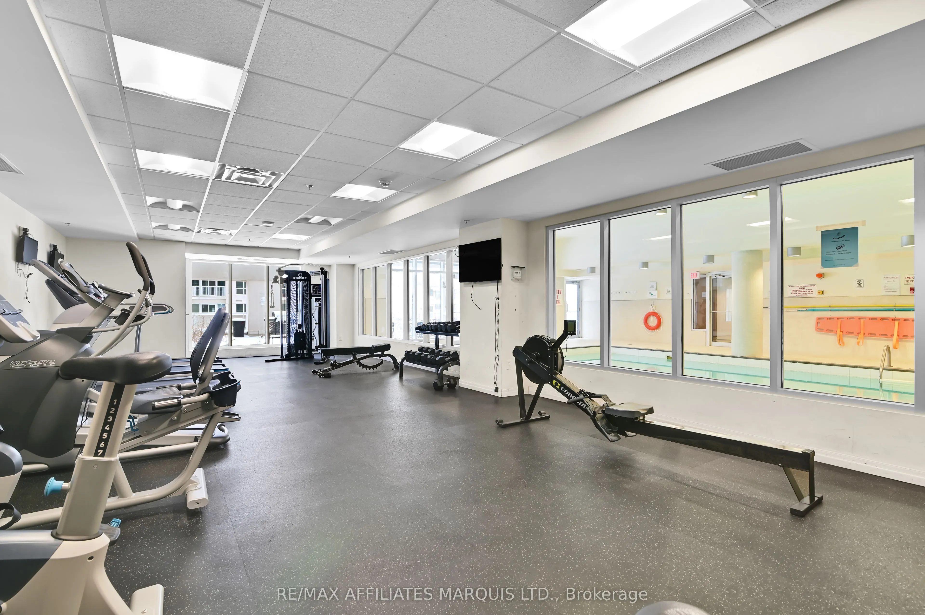 242 Rideau Street, #301
