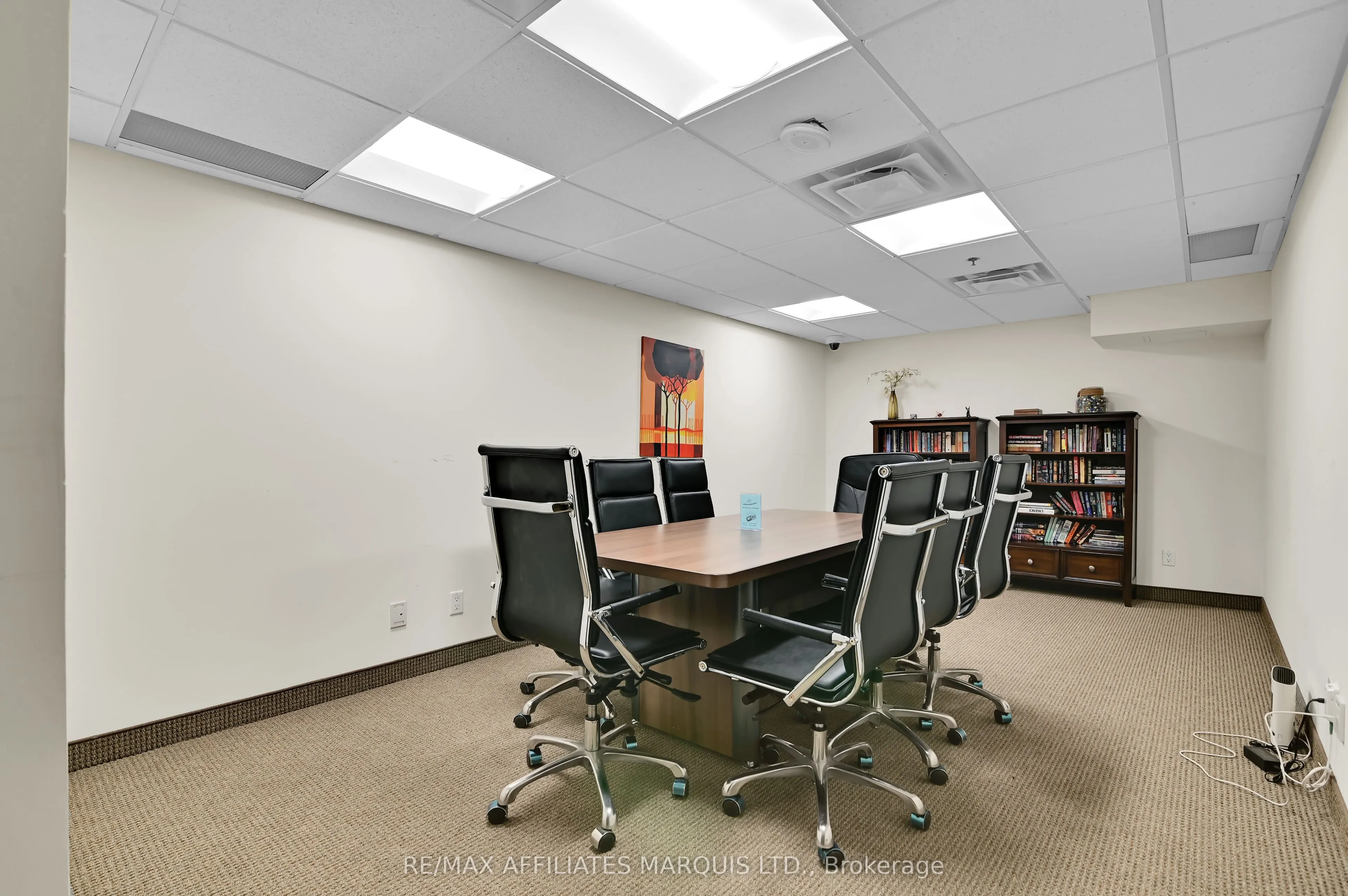 242 Rideau Street, #301