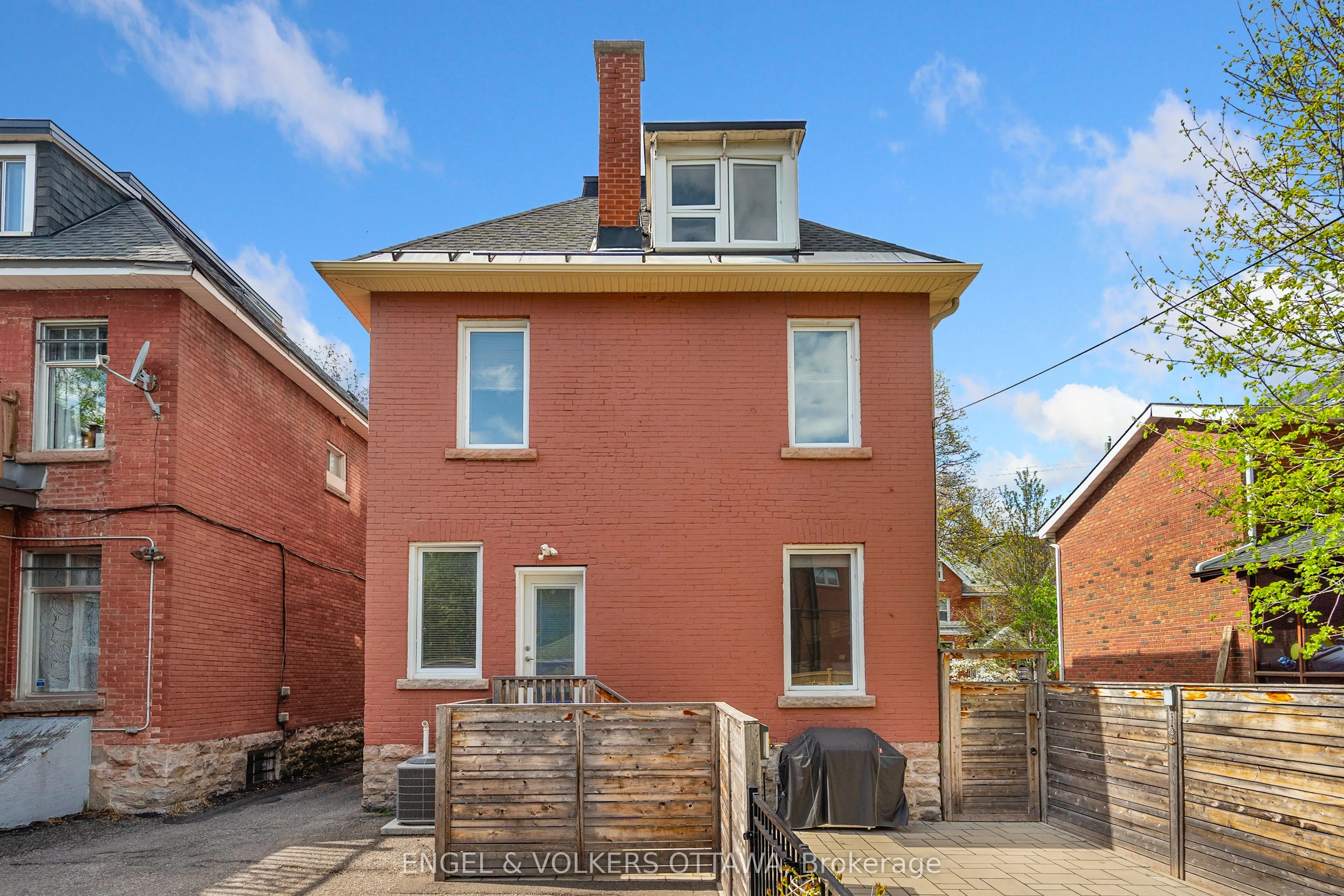 168 Stewart Street