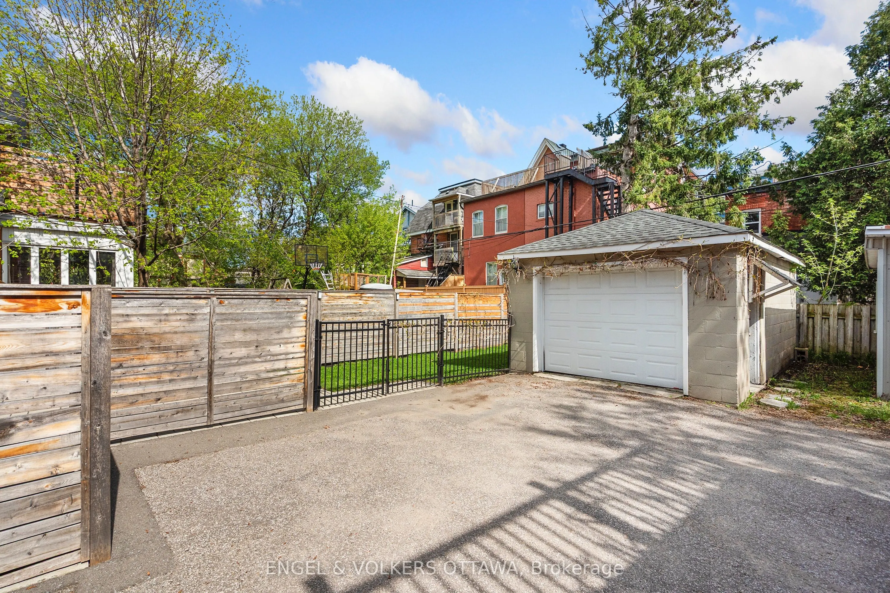 168 Stewart Street