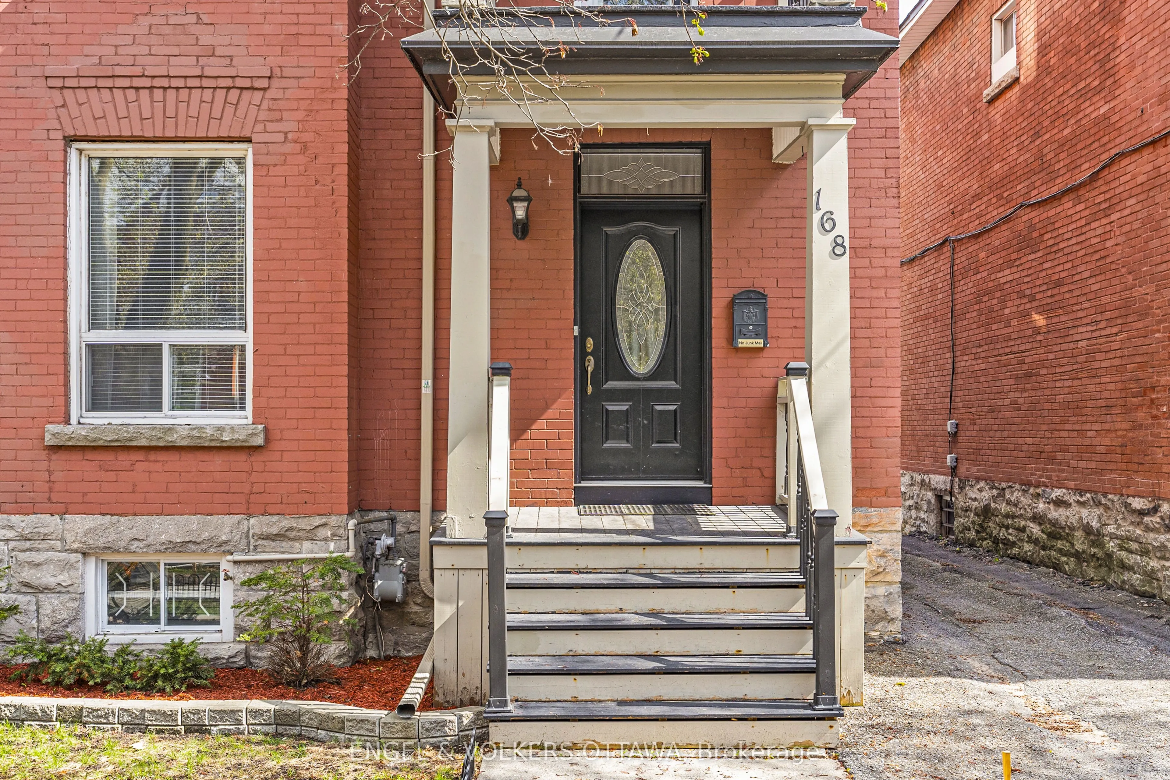 168 Stewart Street