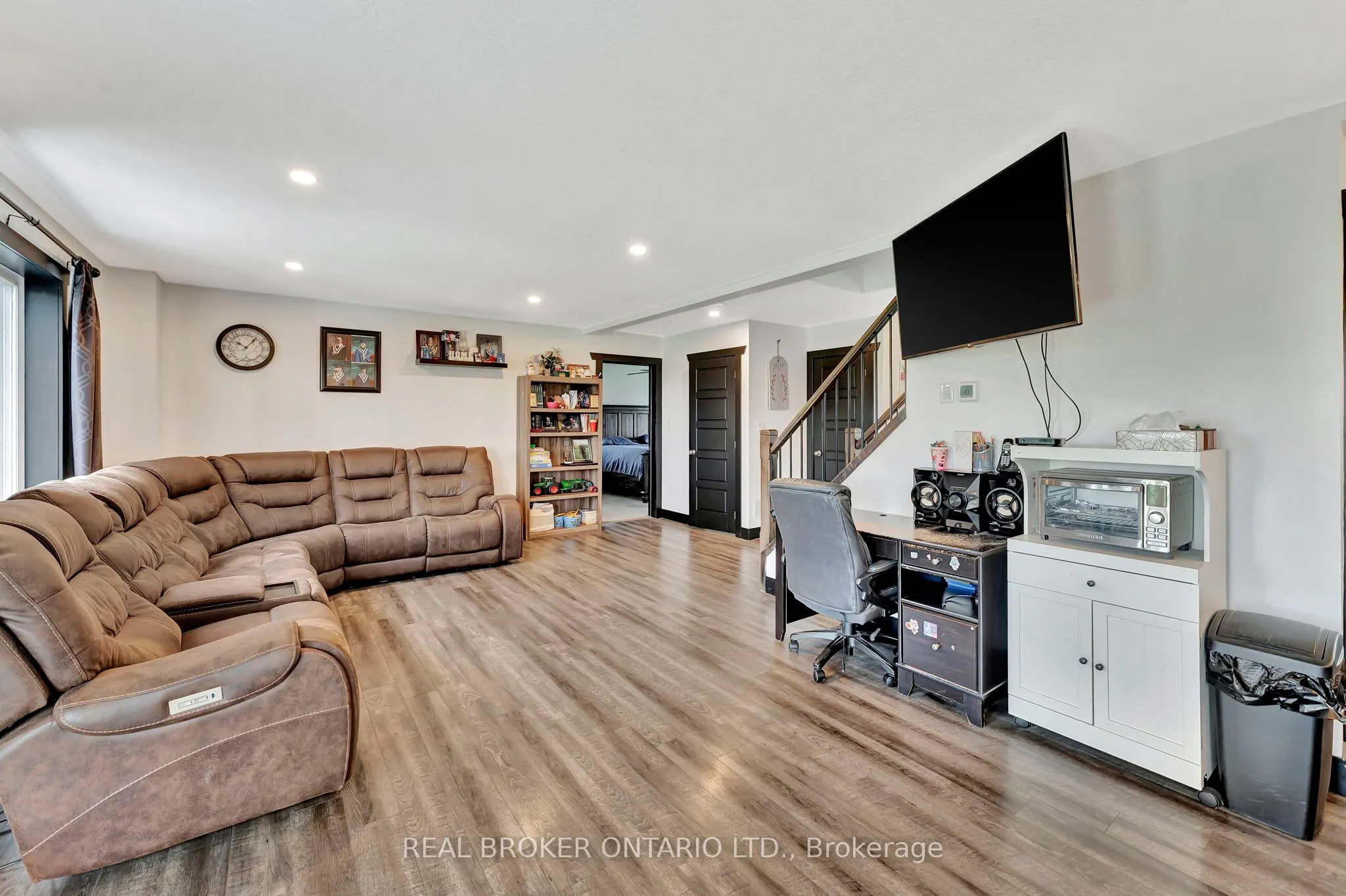 2445 East Quarter Line Road