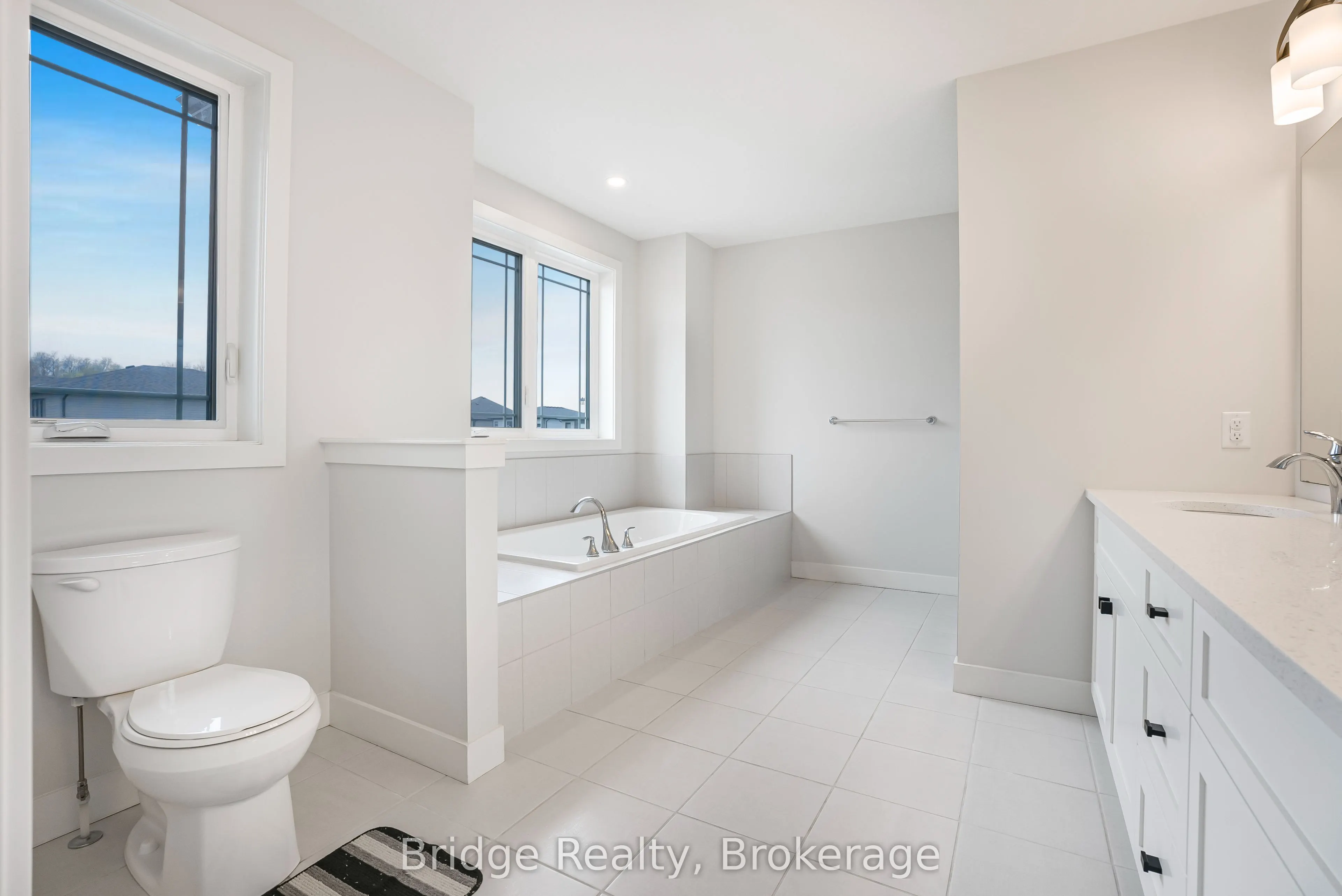 32 Sutherland Crescent SW