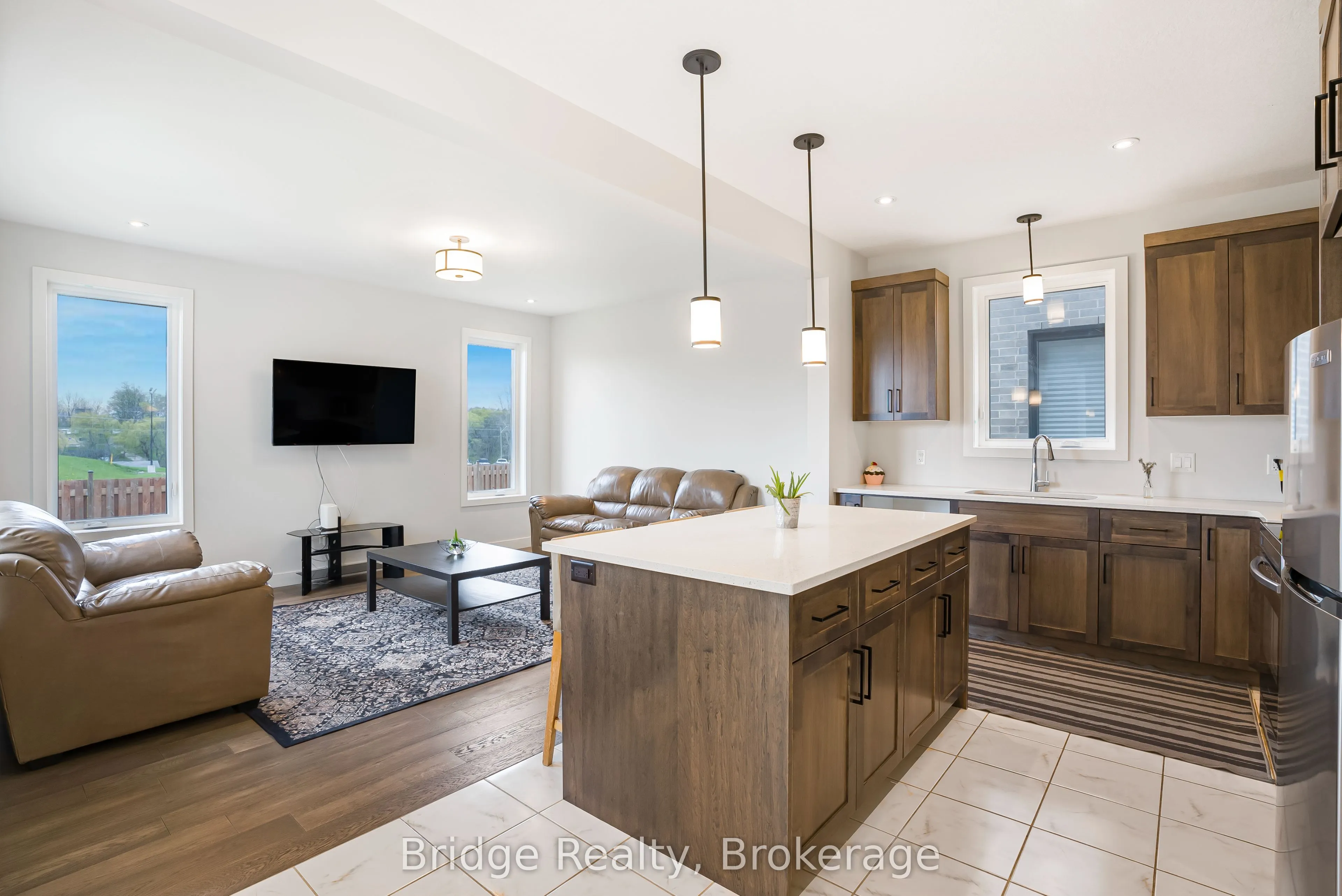 32 Sutherland Crescent SW